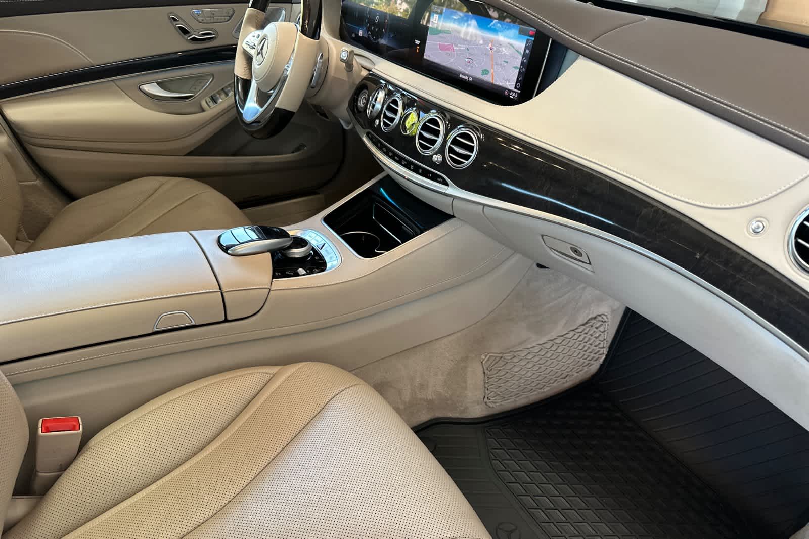 Thumbnail: 2018 Mercedes-Benz S-Class - 16