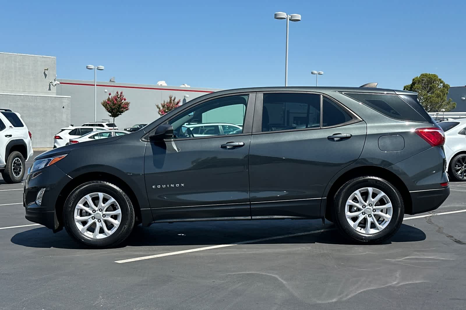 Thumbnail: 2020 Chevrolet Equinox - 9