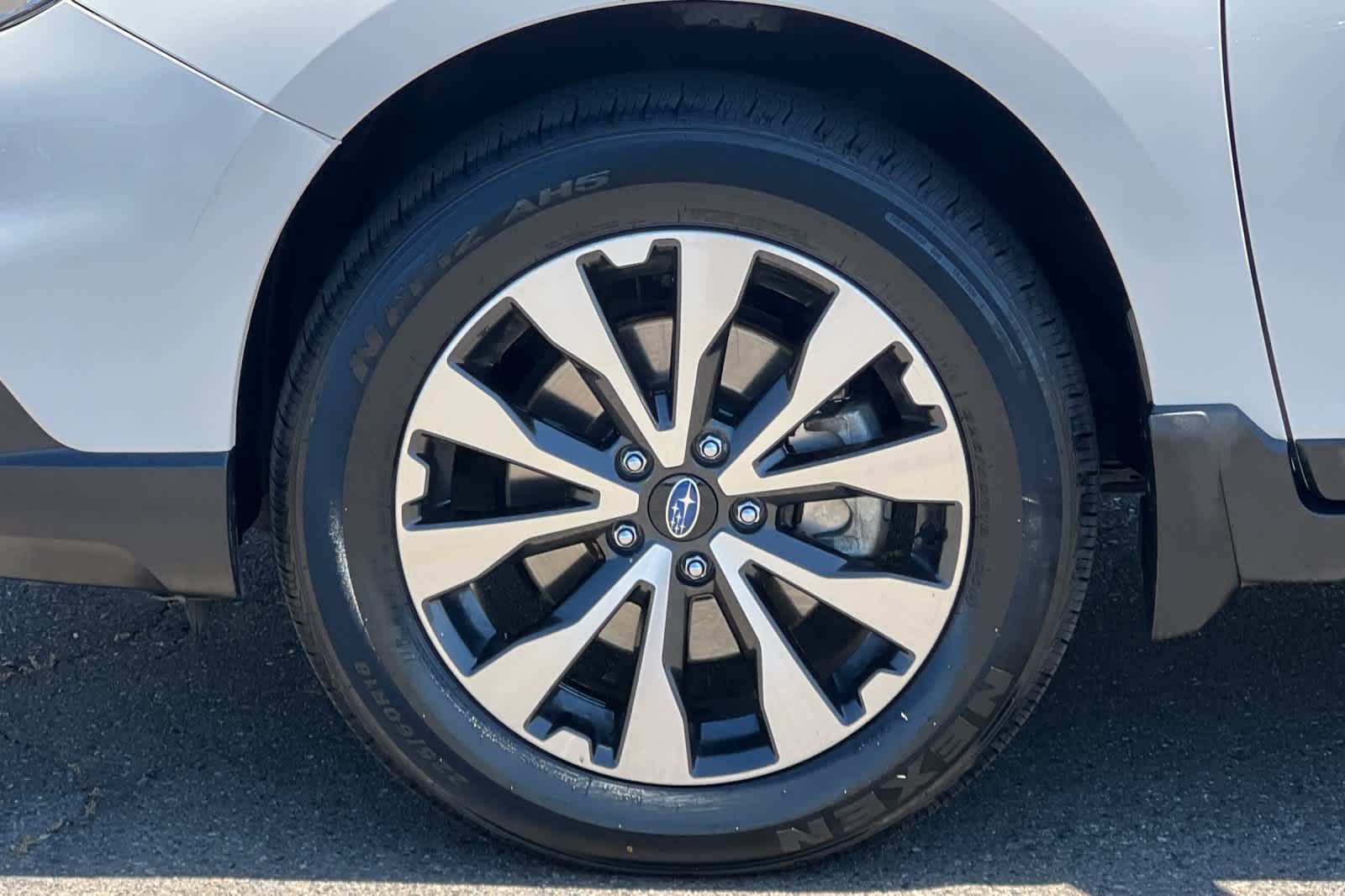 Thumbnail: 2017 Subaru Outback - 33