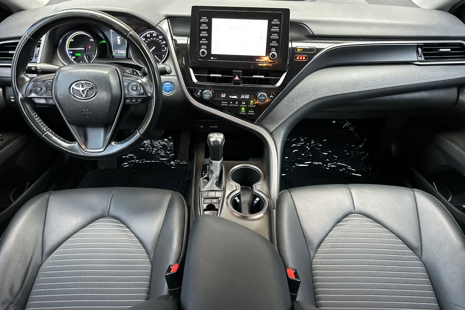 Thumbnail: 2022 Toyota Camry - 3