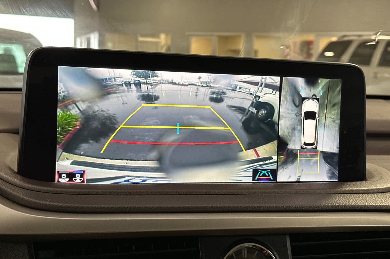 Thumbnail: 2020 Lexus RX - 22