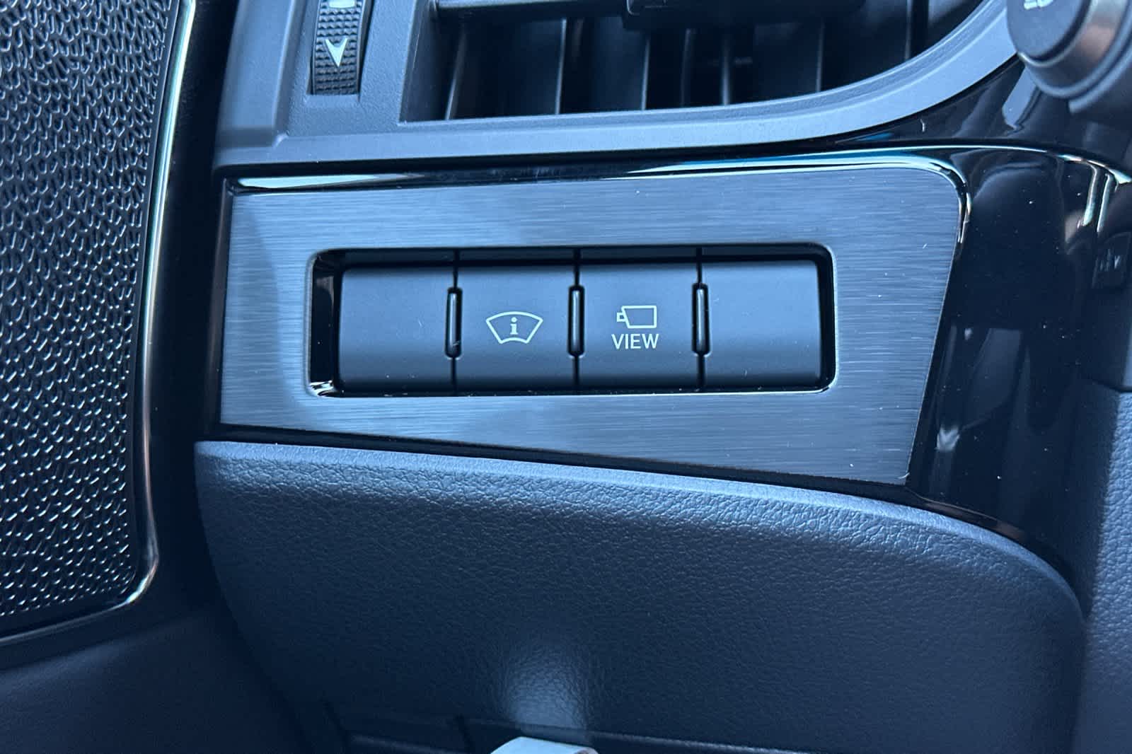 Thumbnail: 2025 Lexus ES - 30