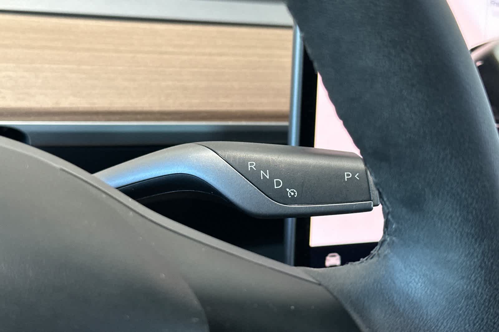 2023 Tesla Model Y  24
