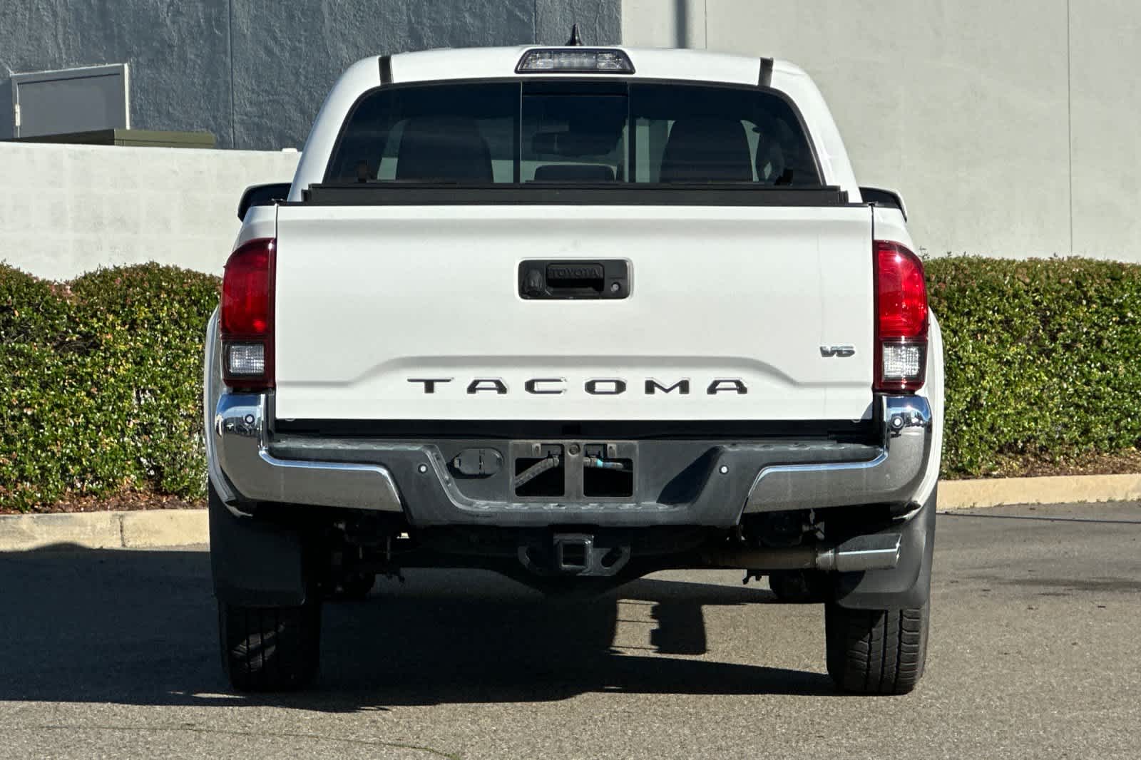 Thumbnail: 2019 Toyota Tacoma - 8