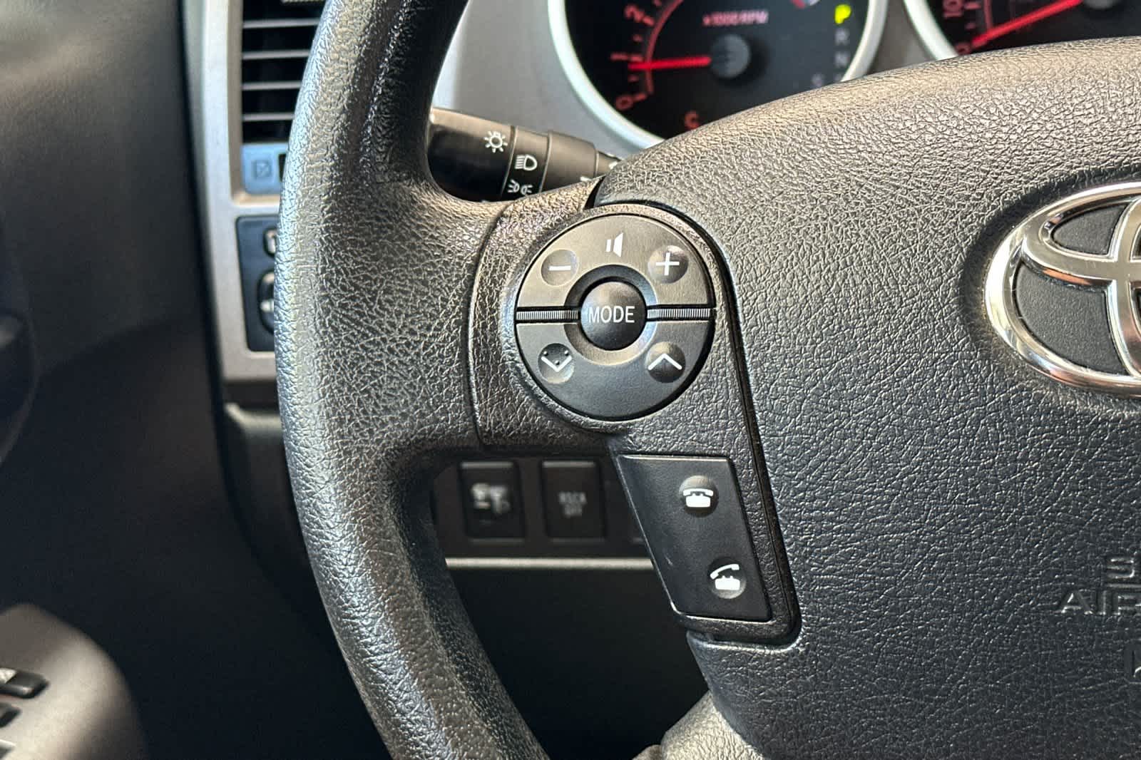 2012 Toyota Tundra  23