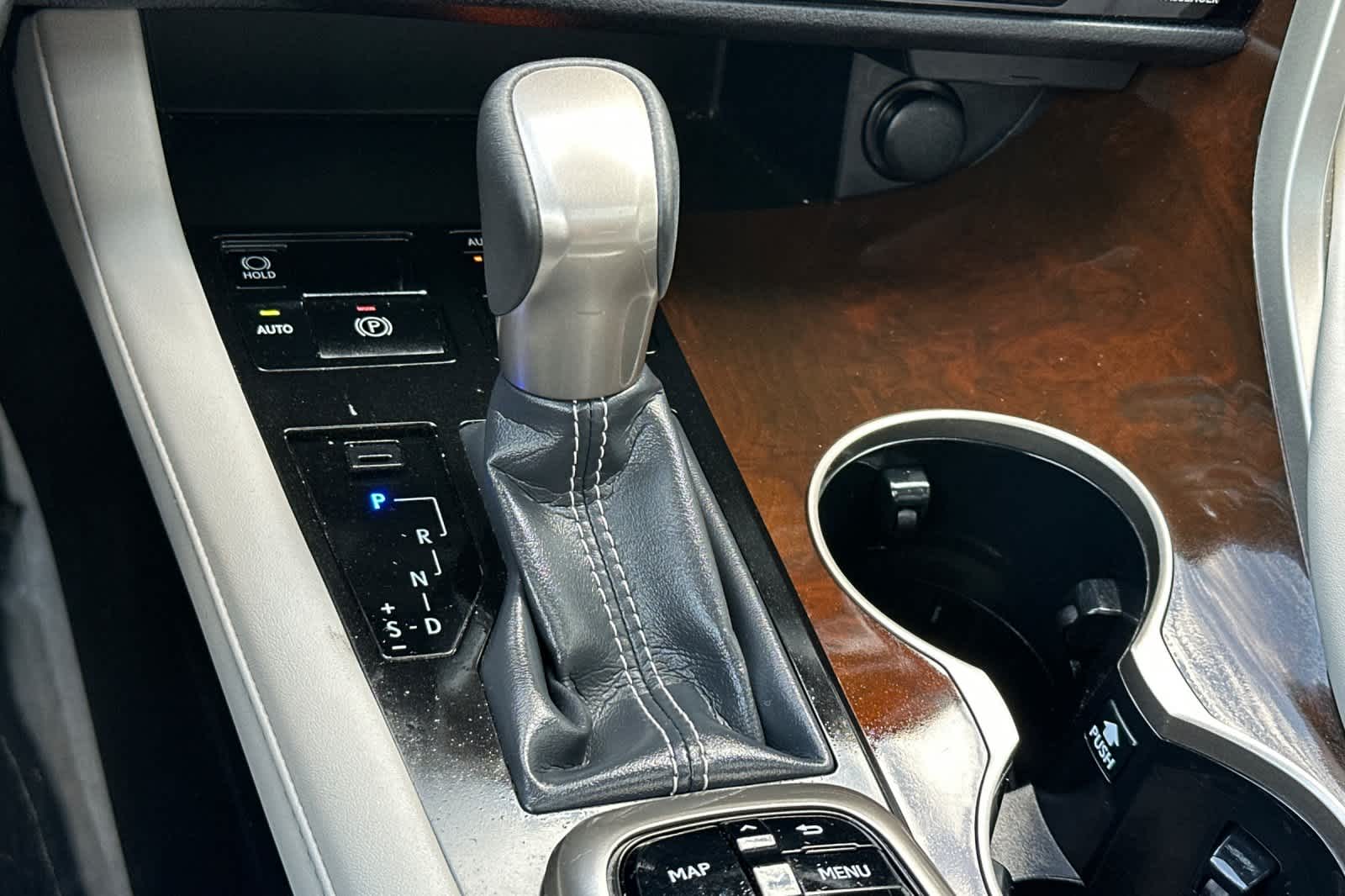 Thumbnail: 2019 Lexus RX - 24