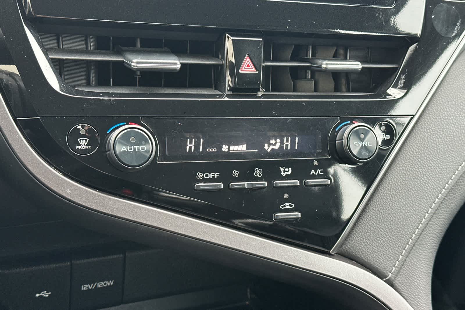 Thumbnail: 2023 Toyota Camry - 20