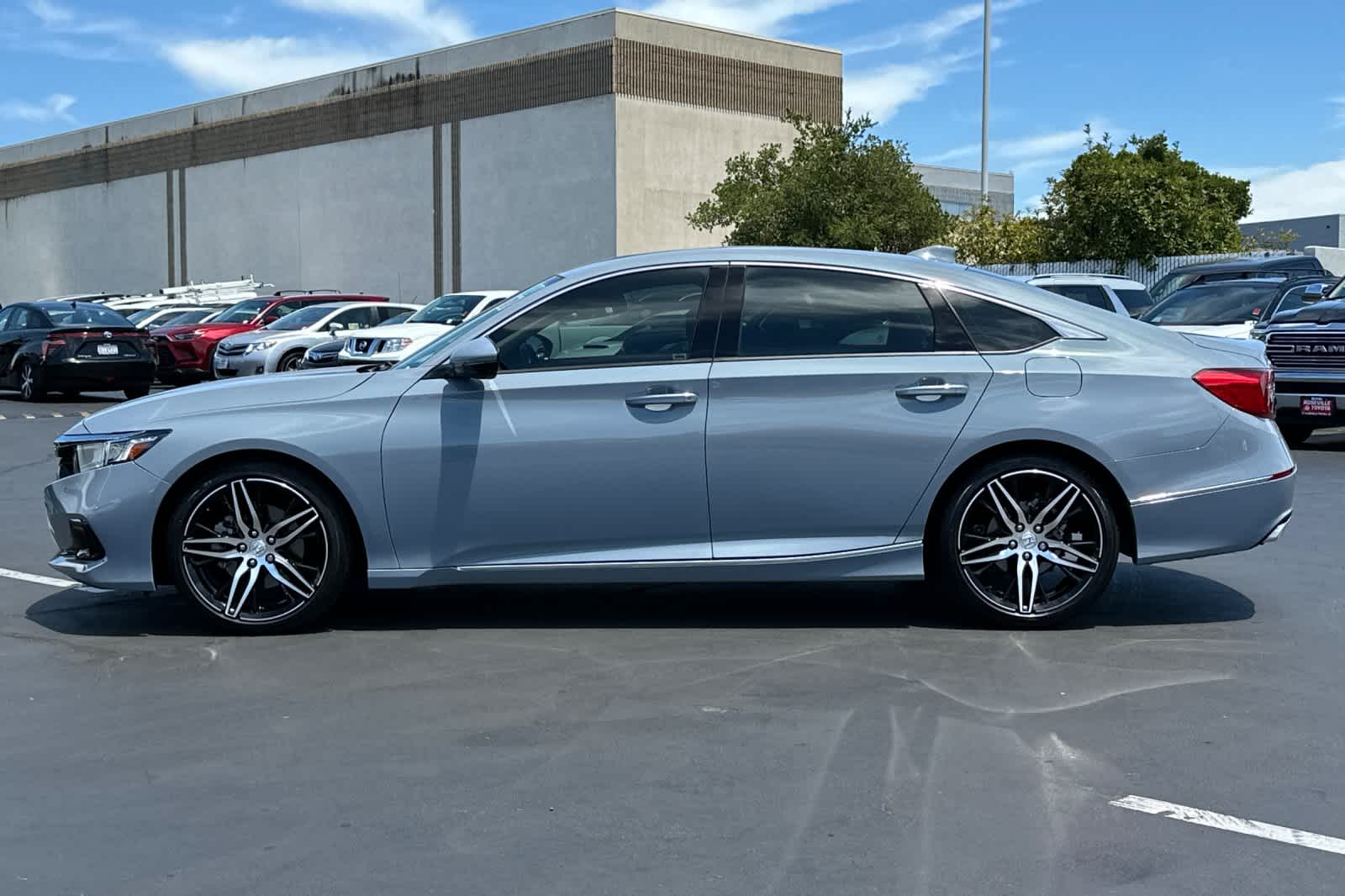 Thumbnail: 2022 Honda Accord - 9