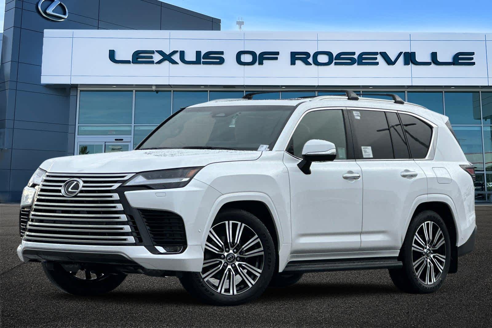 2026 Lexus LX Luxury's photo