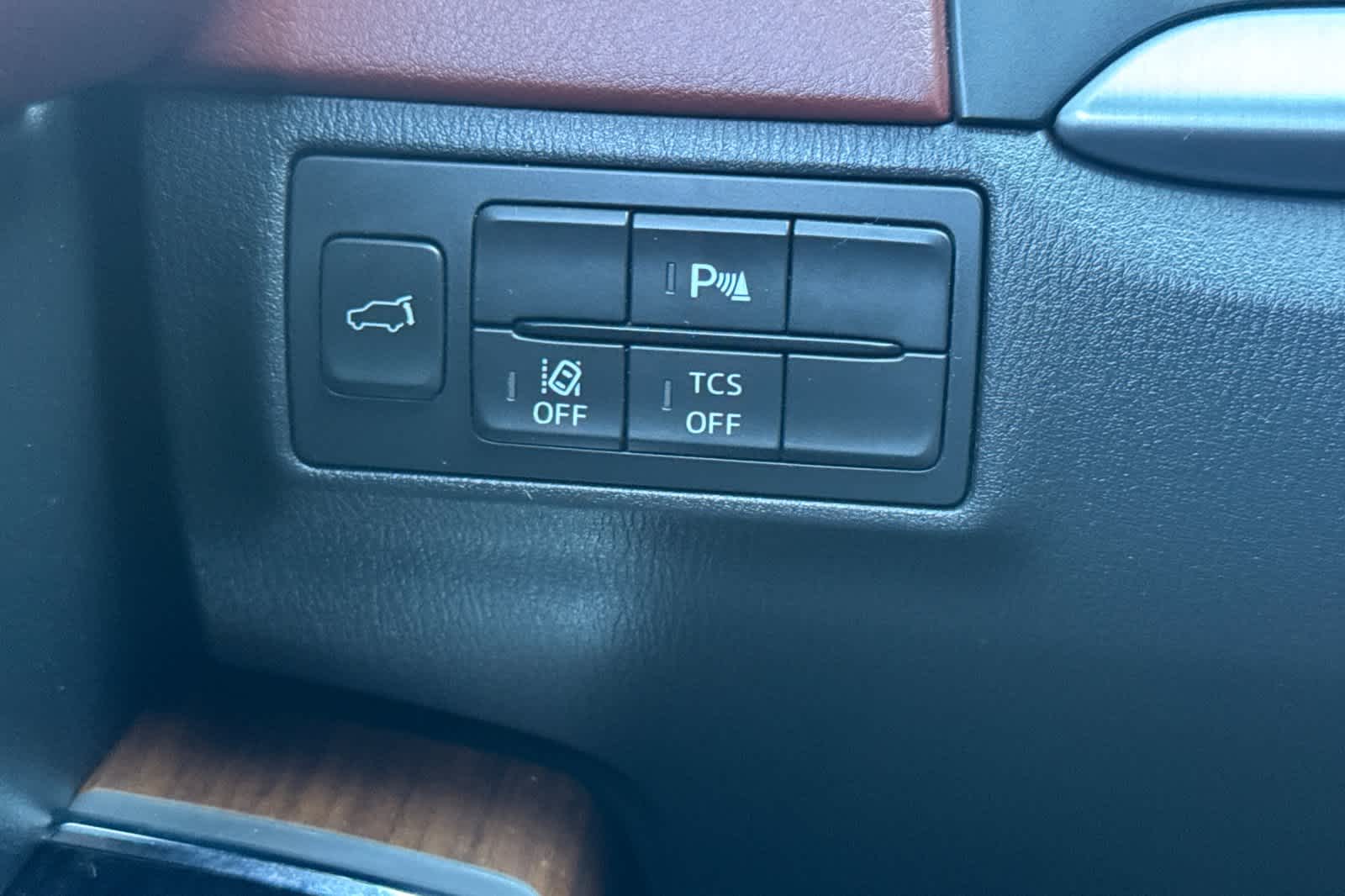 Thumbnail: 2018 Mazda CX-9 - 33