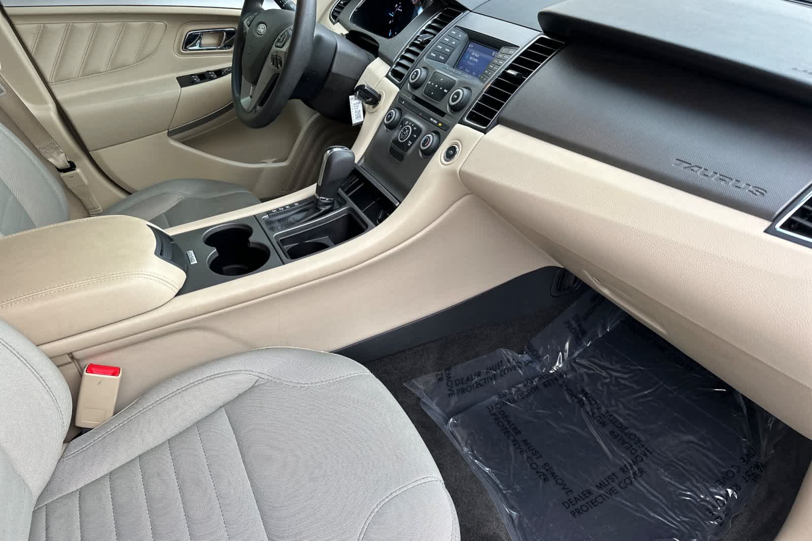 Thumbnail: 2018 Ford Taurus - 16