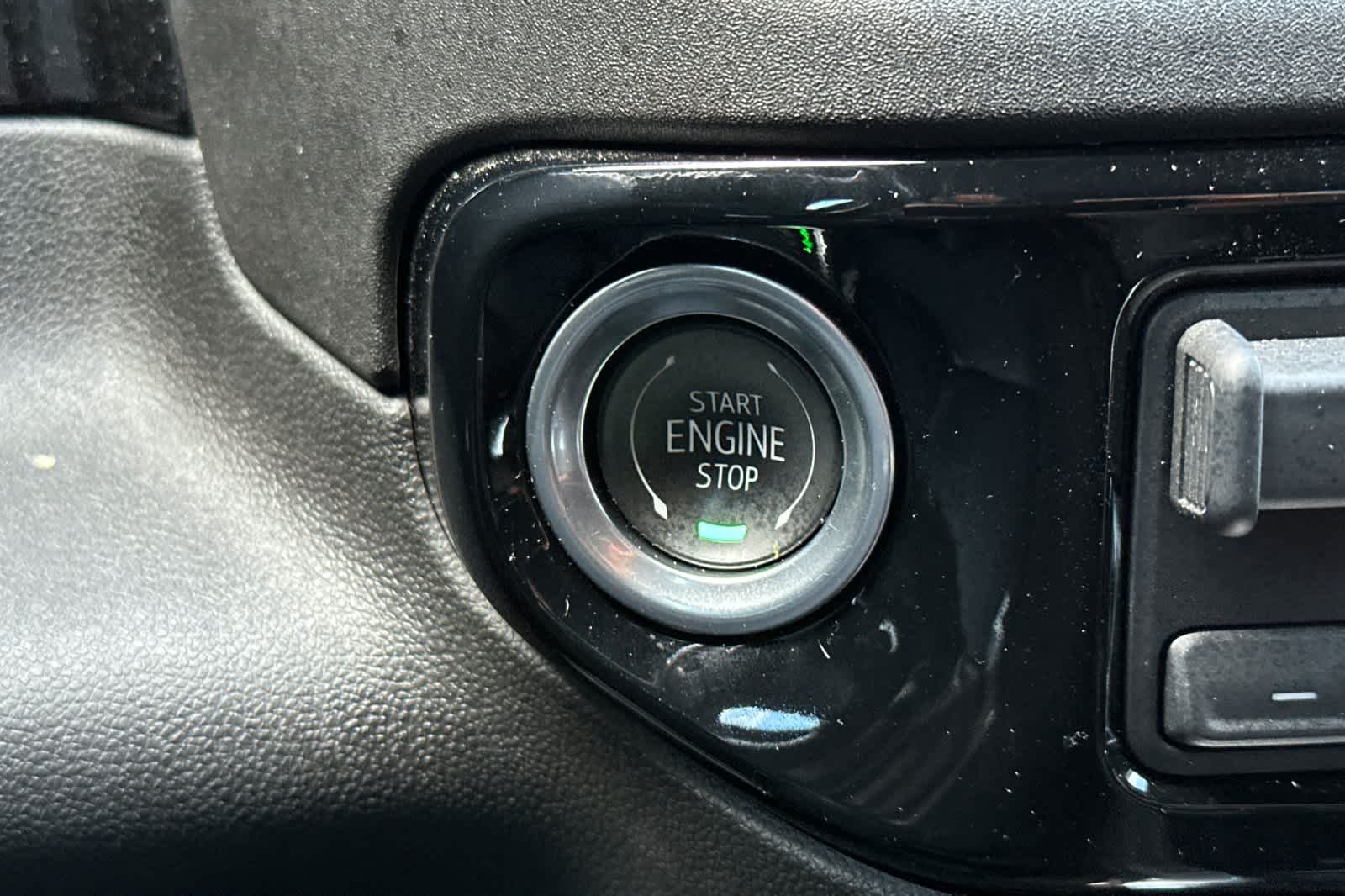 Thumbnail: 2024 Chevrolet Silverado 1500 - 24