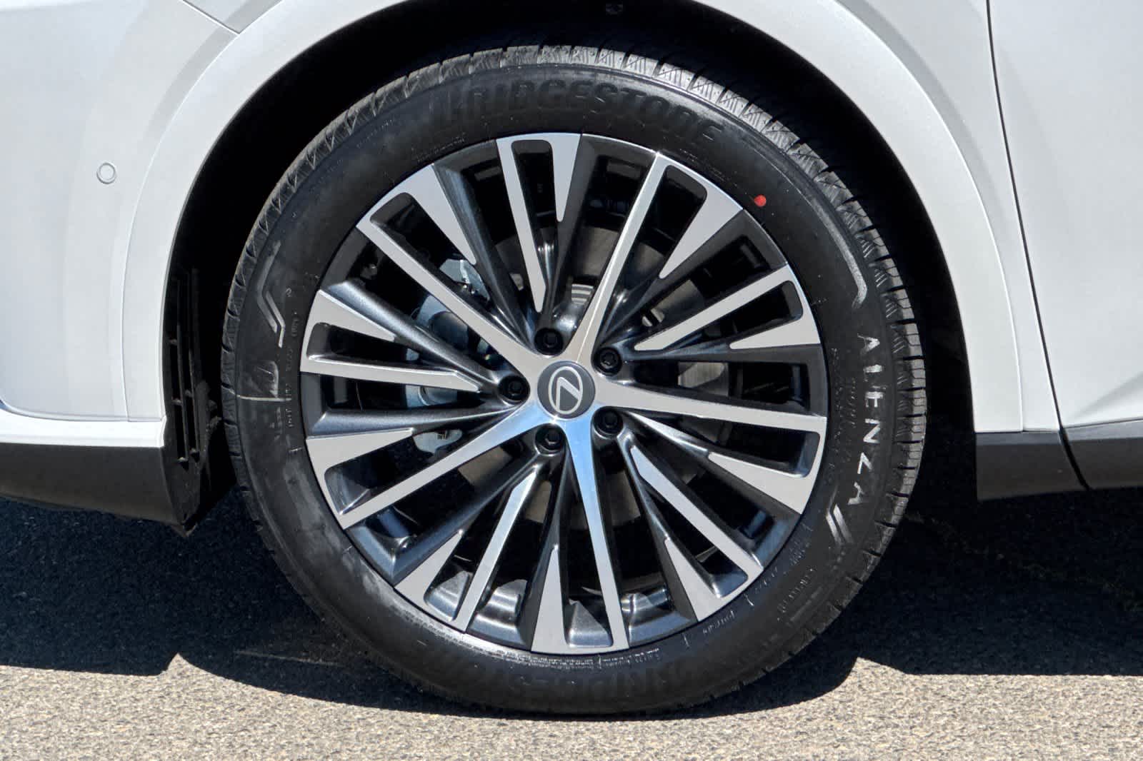 Thumbnail: 2026 Lexus RX - 31