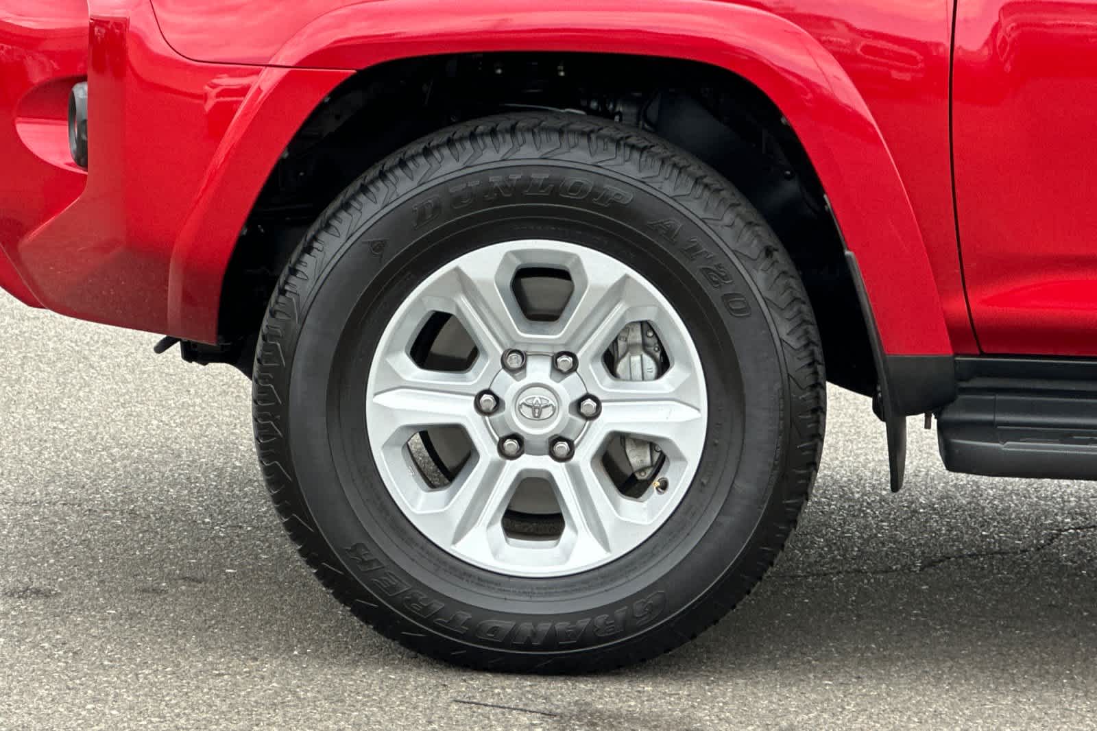 Thumbnail: 2022 Toyota 4Runner - 33