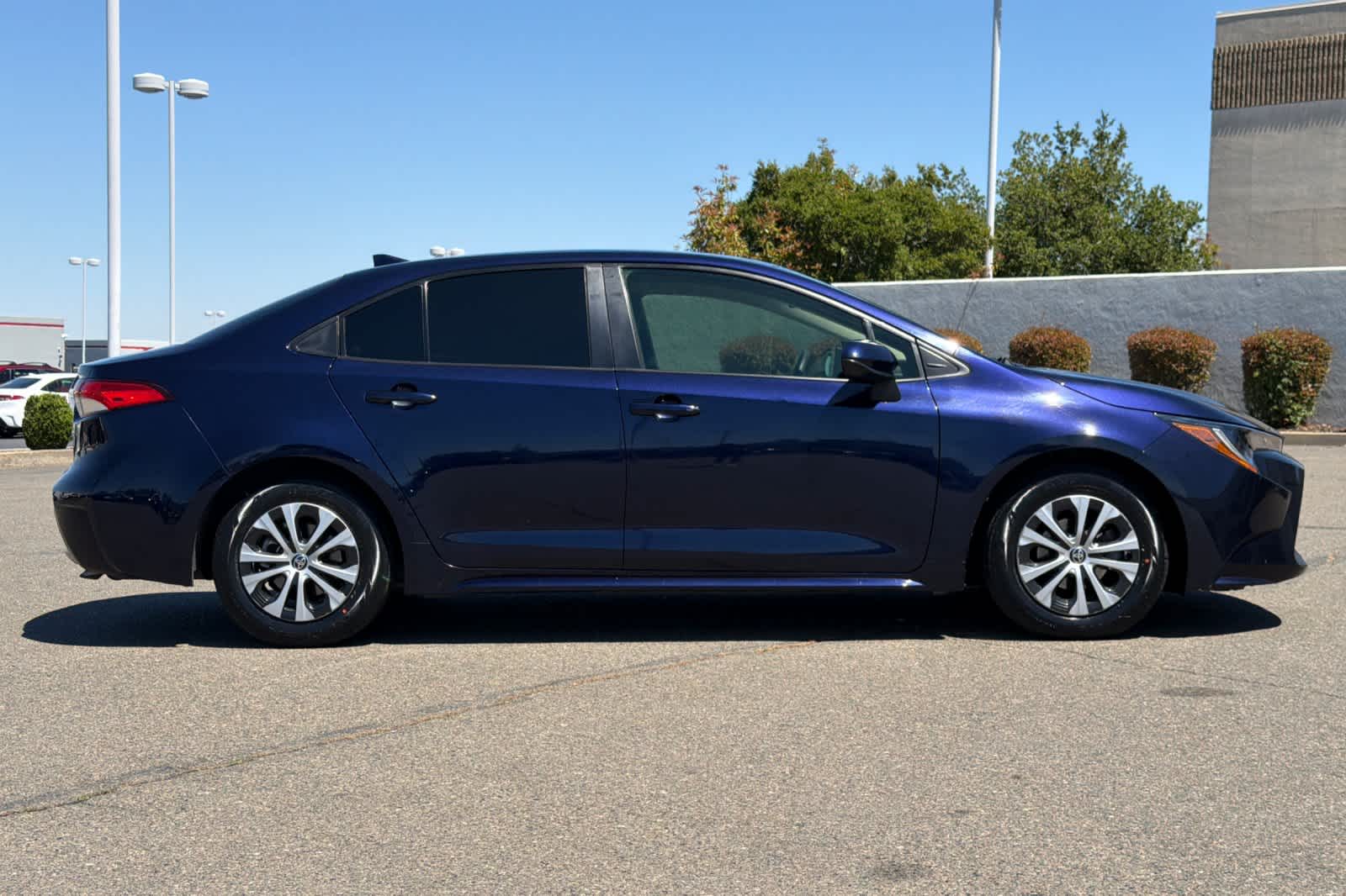 Thumbnail: 2022 Toyota Corolla - 6