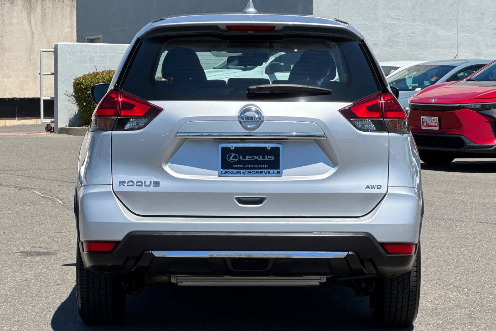 Thumbnail: 2020 Nissan Rogue - 8