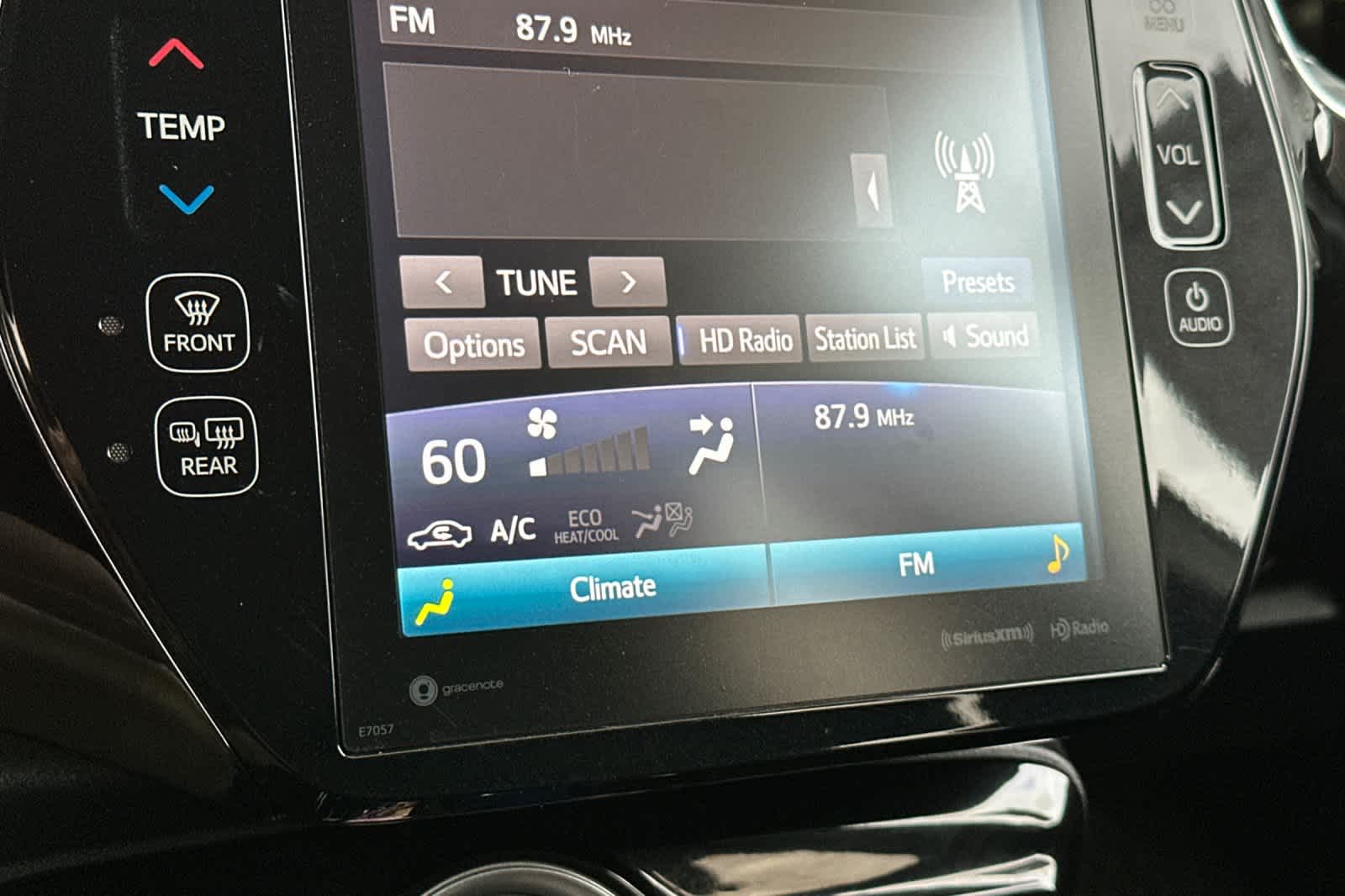 Thumbnail: 2022 Toyota Prius Prime - 22