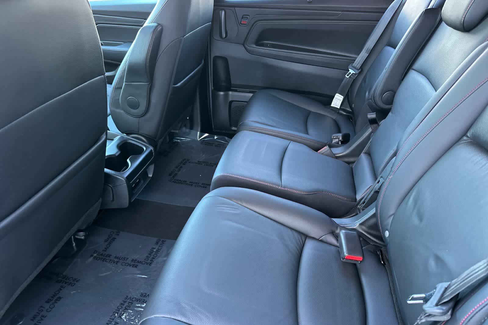 Thumbnail: 2023 Honda Odyssey - 4