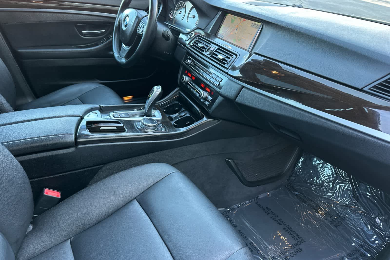 Thumbnail: 2015 BMW 5 Series - 16