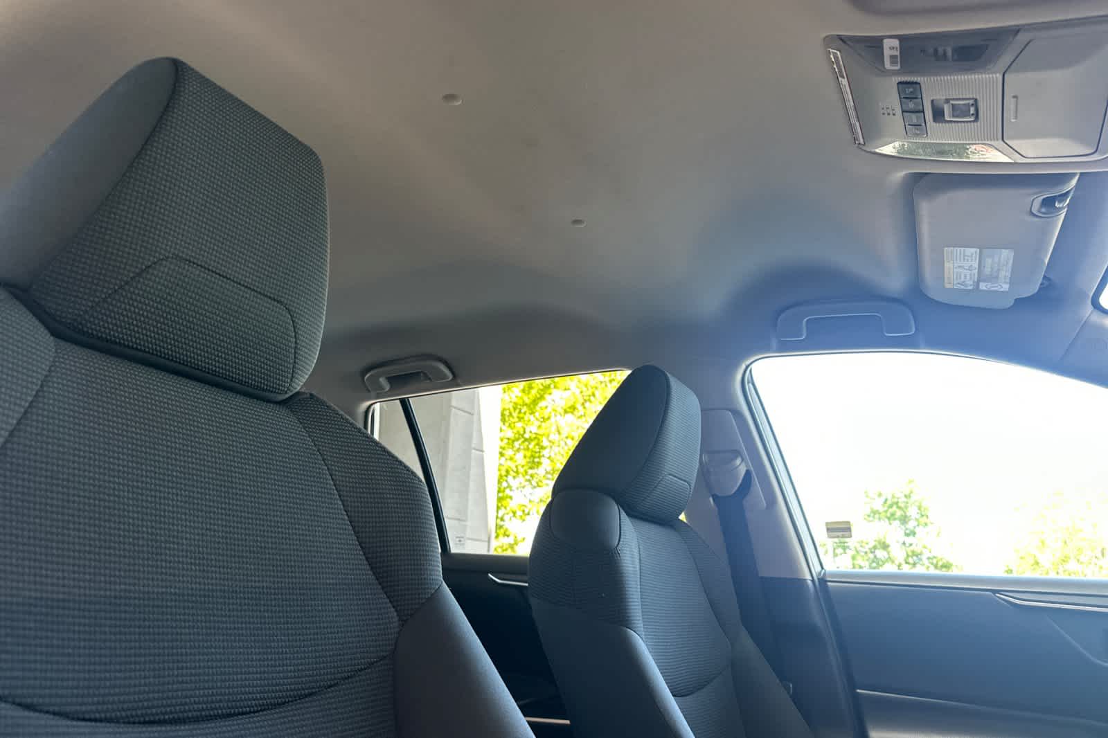 2020 Toyota RAV4 LE 17