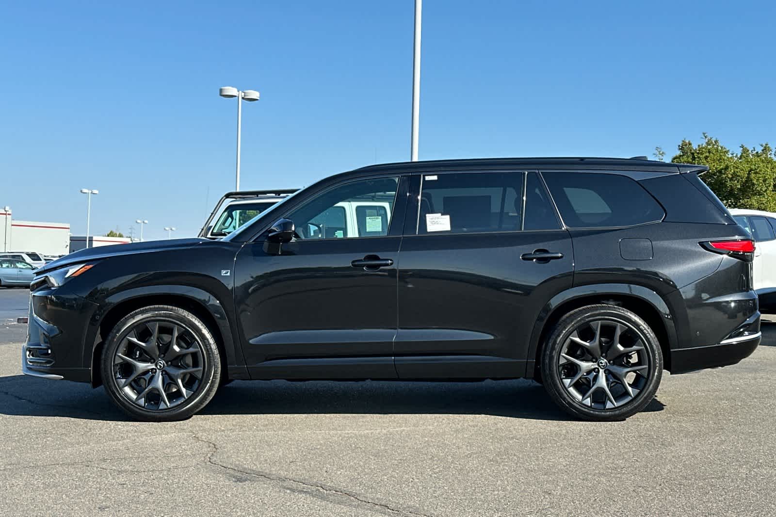 Thumbnail: 2025 Lexus TX - 9