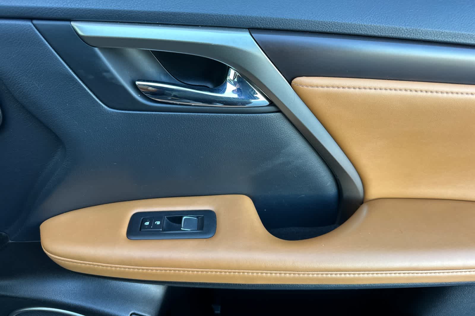 Thumbnail: 2022 Lexus RX - 19