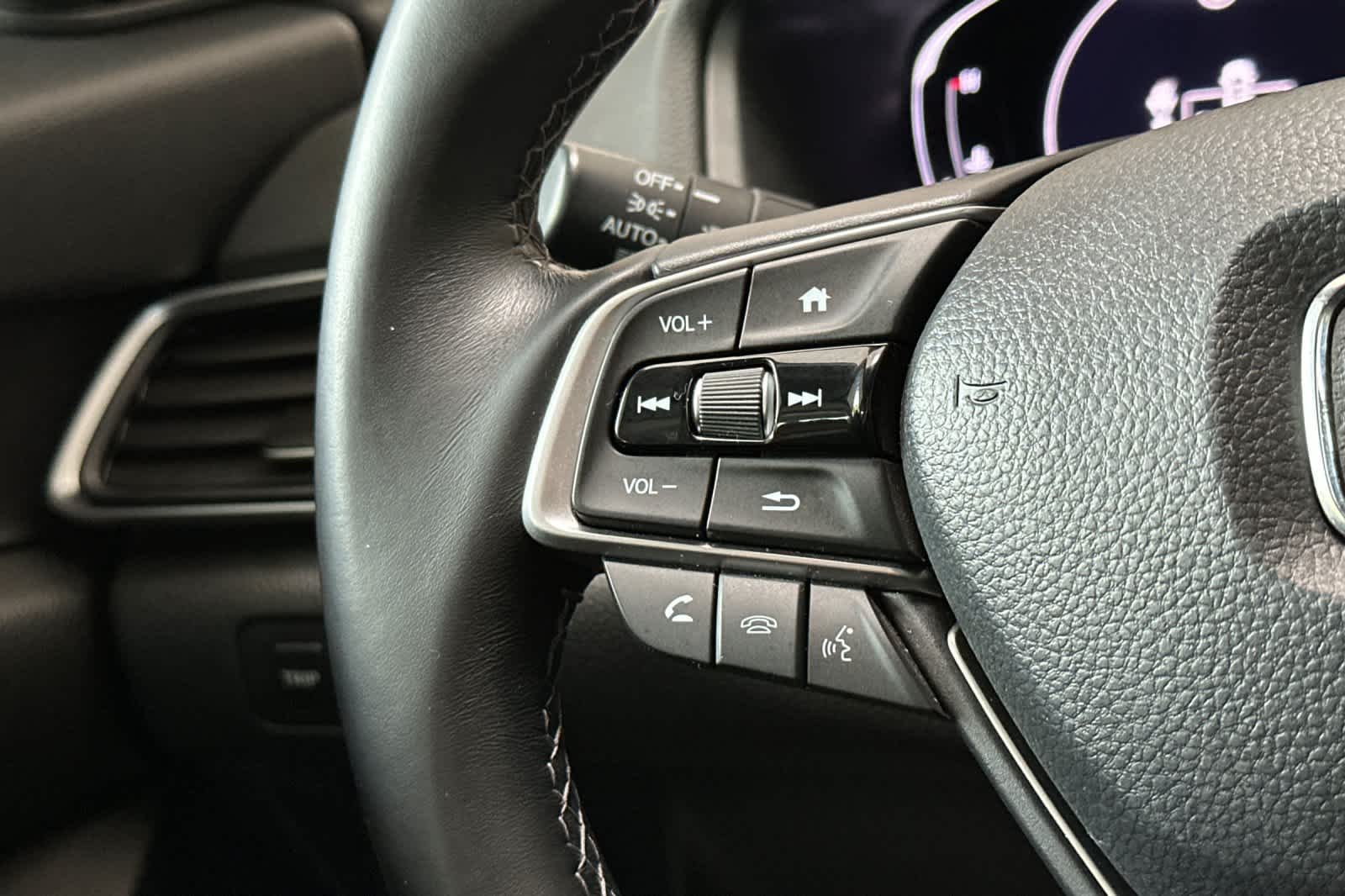 Thumbnail: 2022 Honda Accord - 24