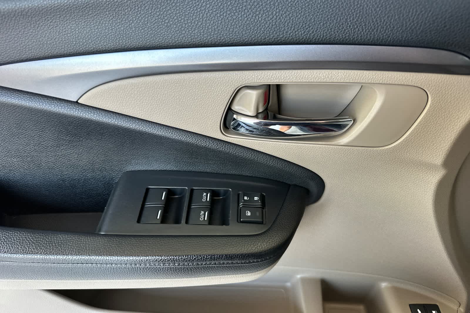 2017 Honda Pilot EX-L 12
