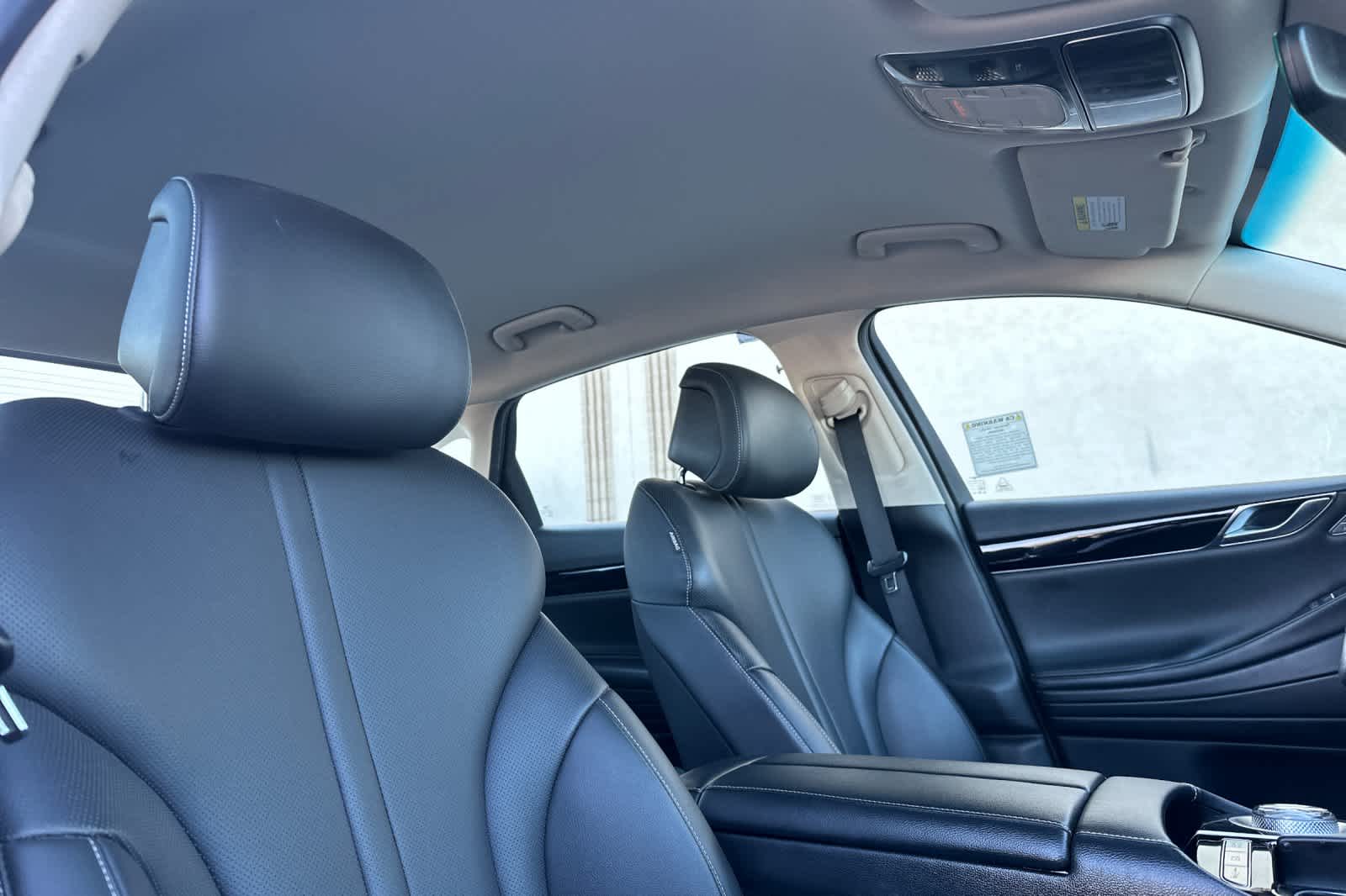 Thumbnail: 2021 Genesis G80 - 17