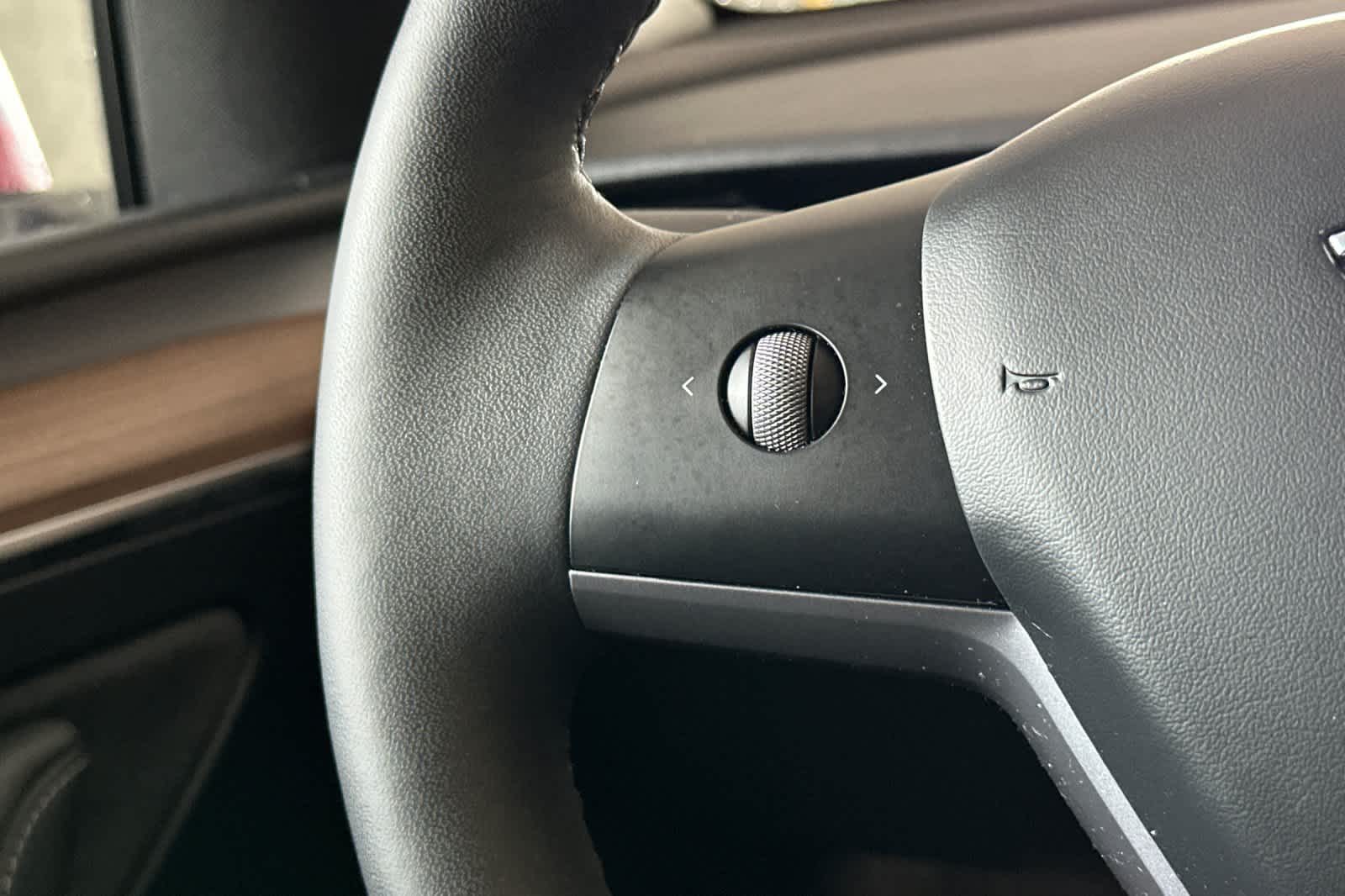 Thumbnail: 2024 Tesla Model Y - 26