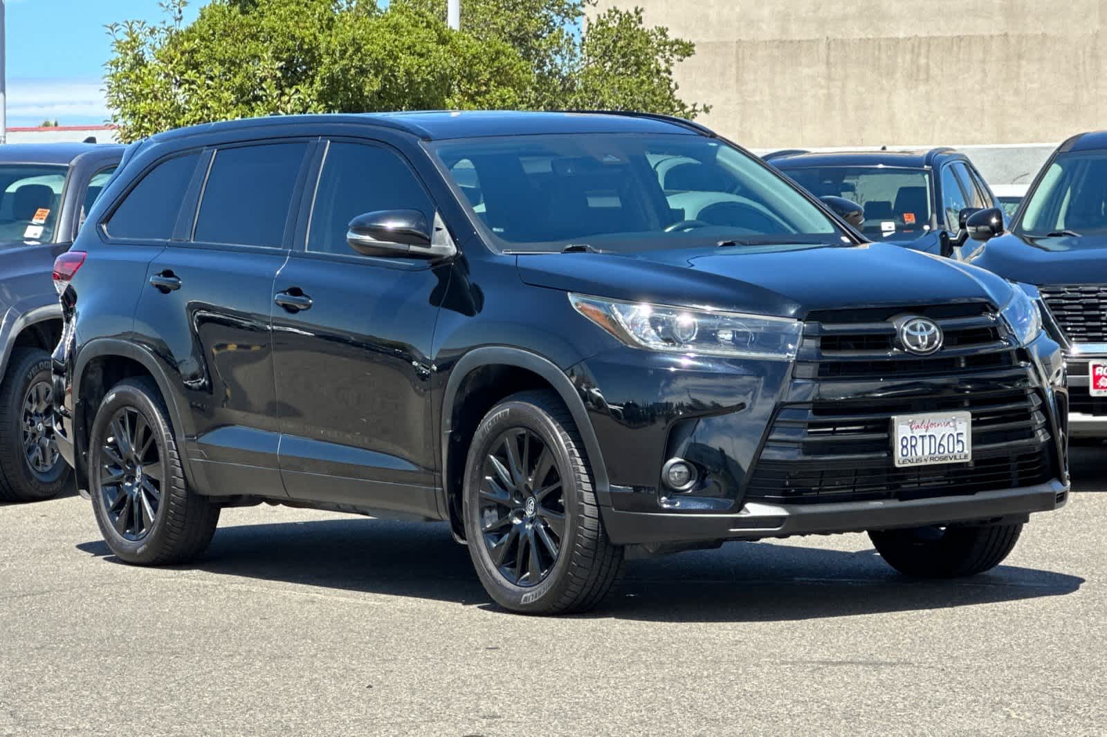 Thumbnail: 2019 Toyota Highlander - 5