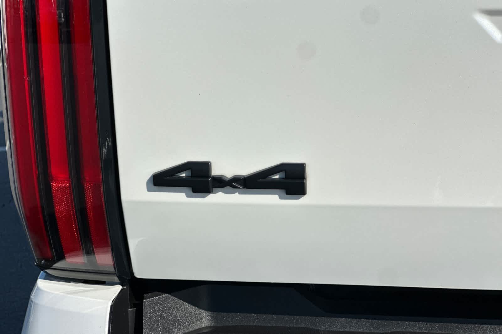Thumbnail: 2022 Toyota Tundra - 30