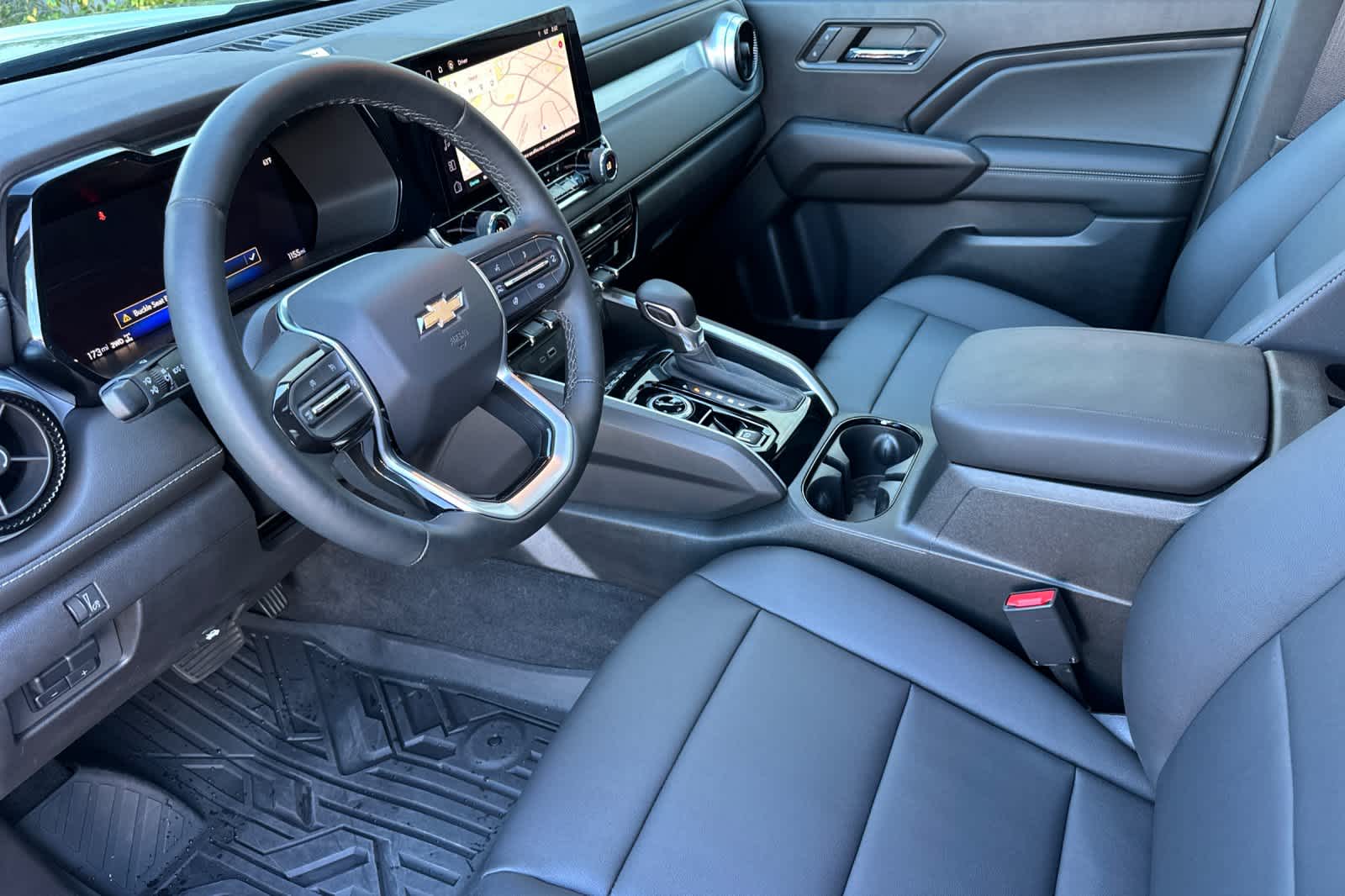 Thumbnail: 2024 Chevrolet Colorado - 11