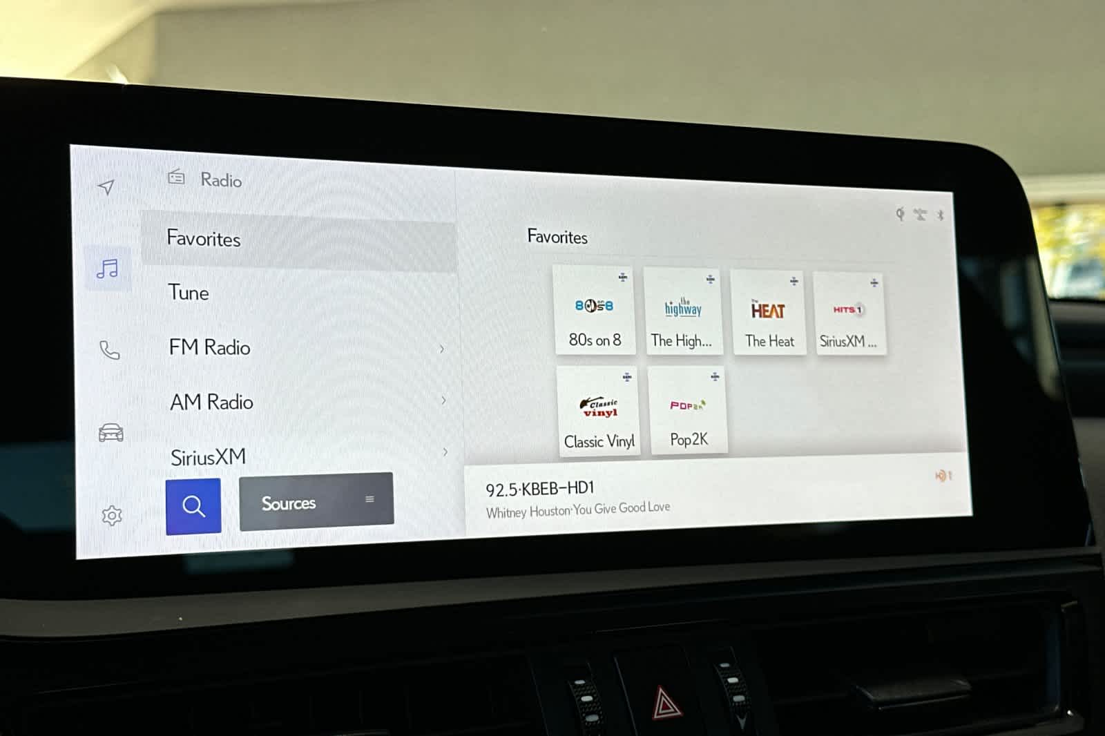 Thumbnail: 2025 Lexus ES - 20