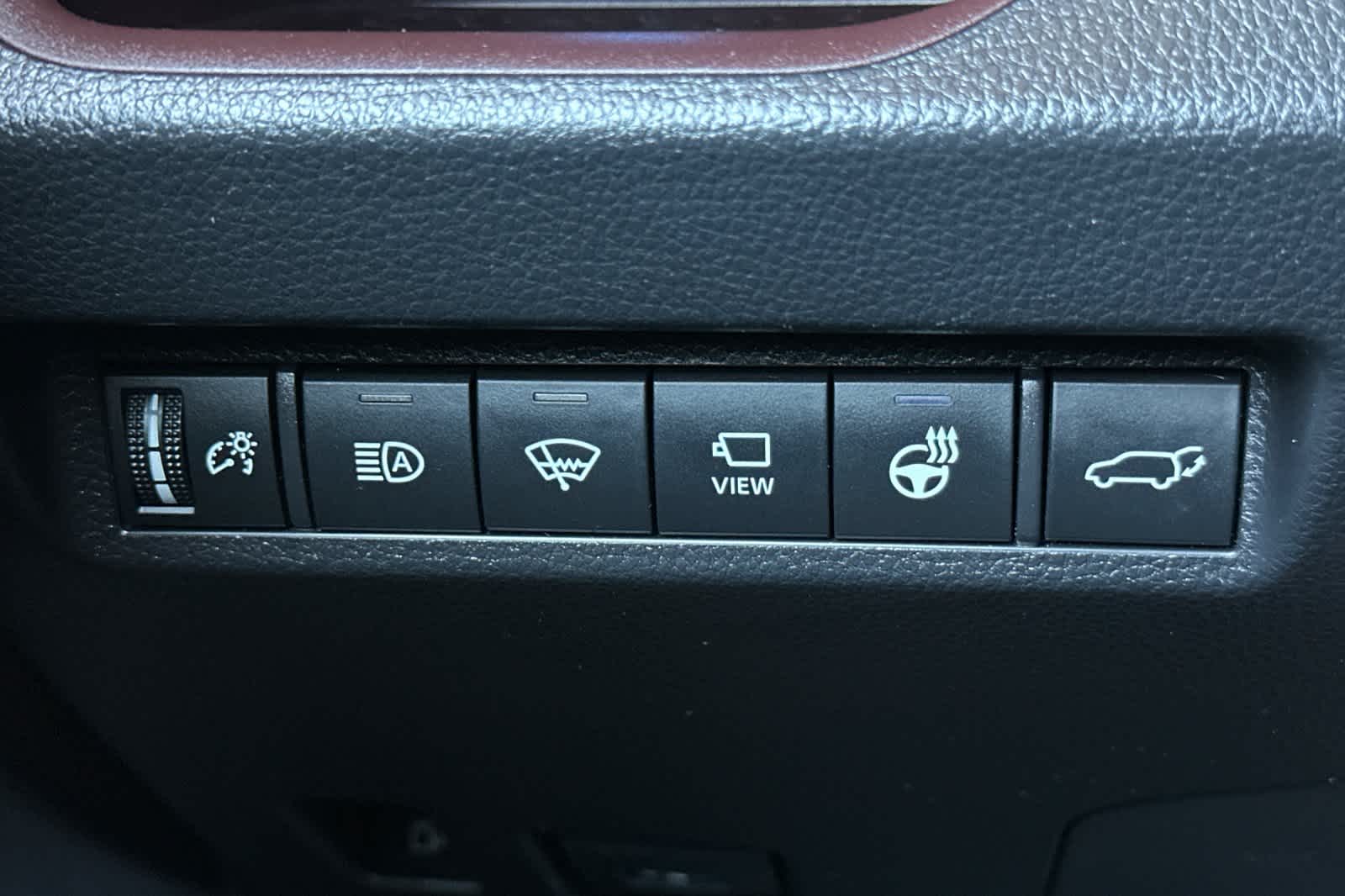 Thumbnail: 2020 Toyota RAV4 - 30