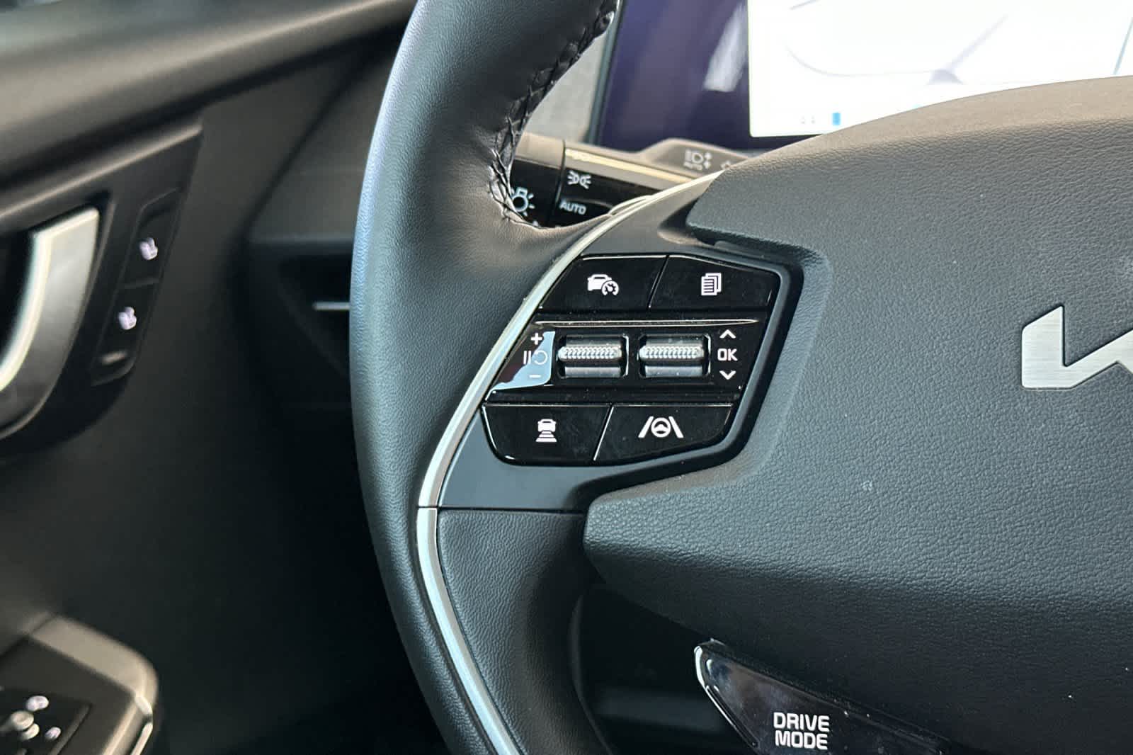 Thumbnail: 2023 Kia EV6 - 27
