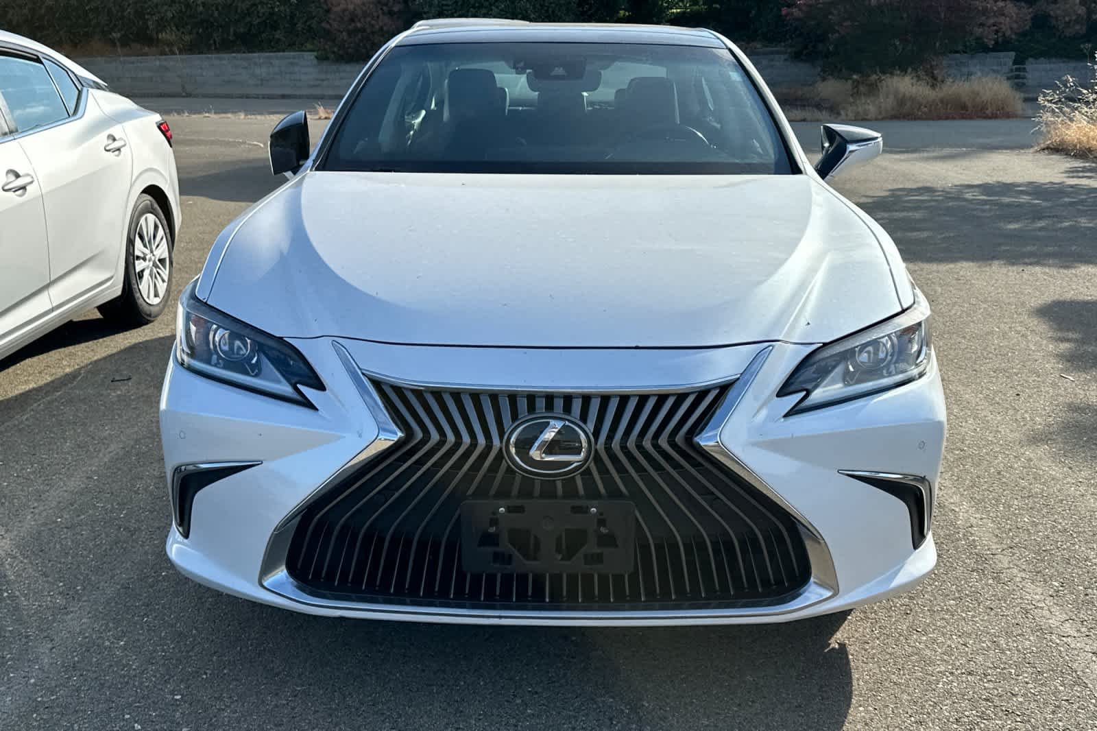 Thumbnail: 2019 Lexus ES - 6