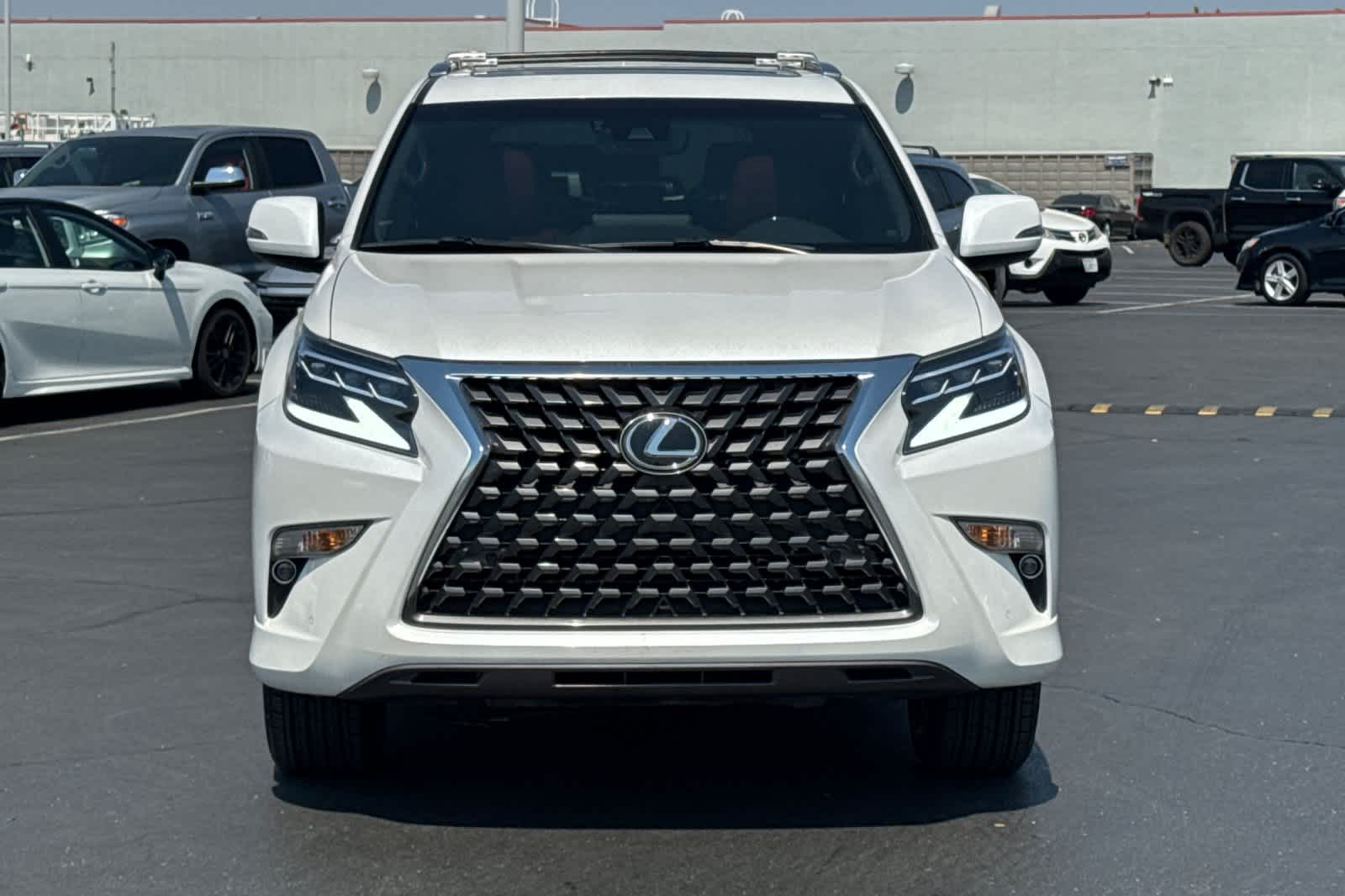 Thumbnail: 2023 Lexus GX - 10