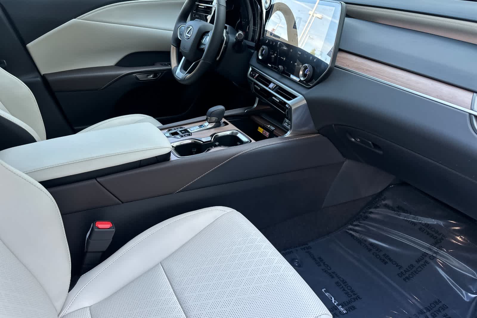 Thumbnail: 2026 Lexus RX - 17