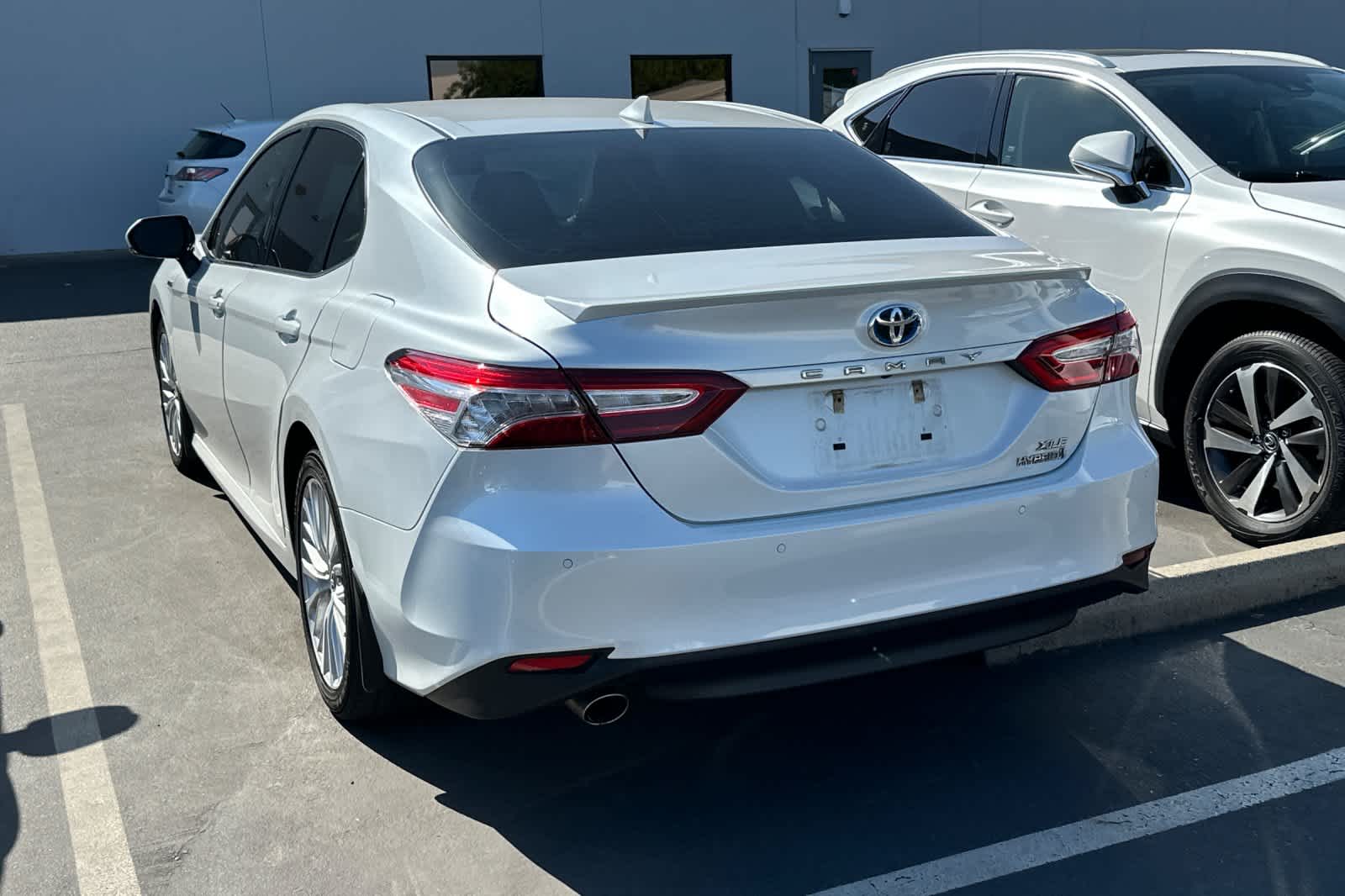 2018 Toyota Camry XLE 4