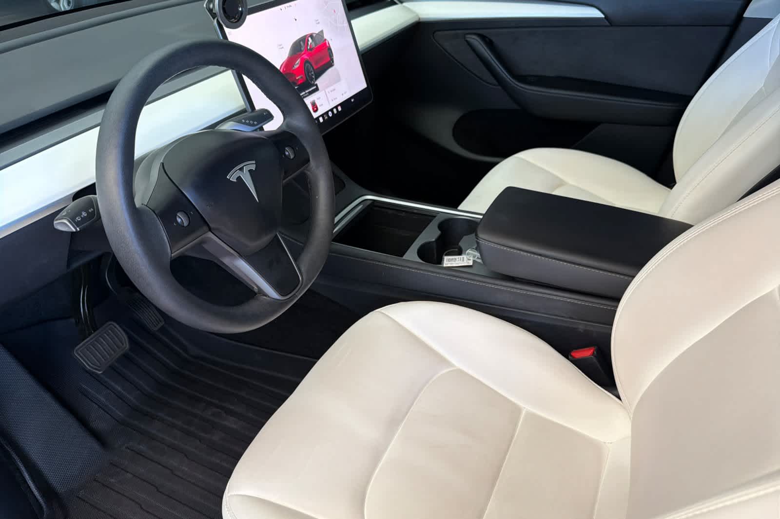 Thumbnail: 2024 Tesla Model Y - 10