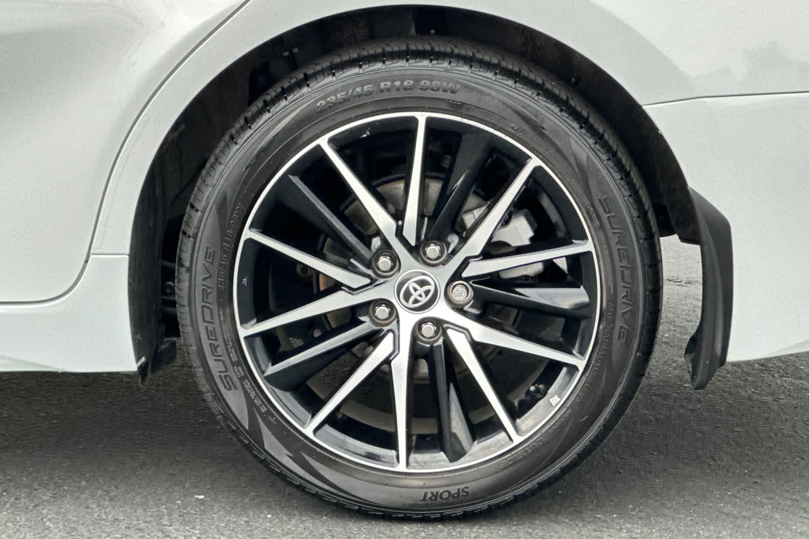 Thumbnail: 2023 Toyota Camry - 29