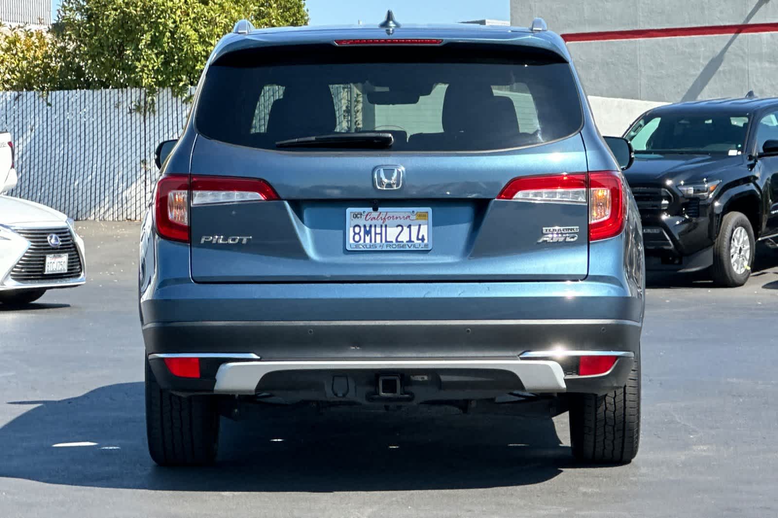 Thumbnail: 2019 Honda Pilot - 8