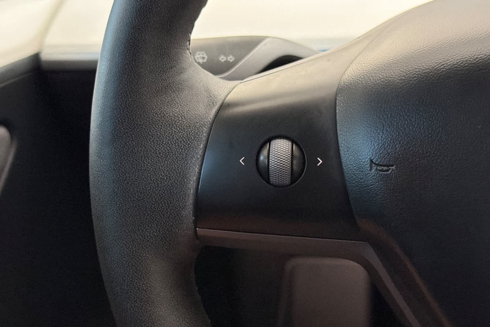 Thumbnail: 2024 Tesla Model Y - 25