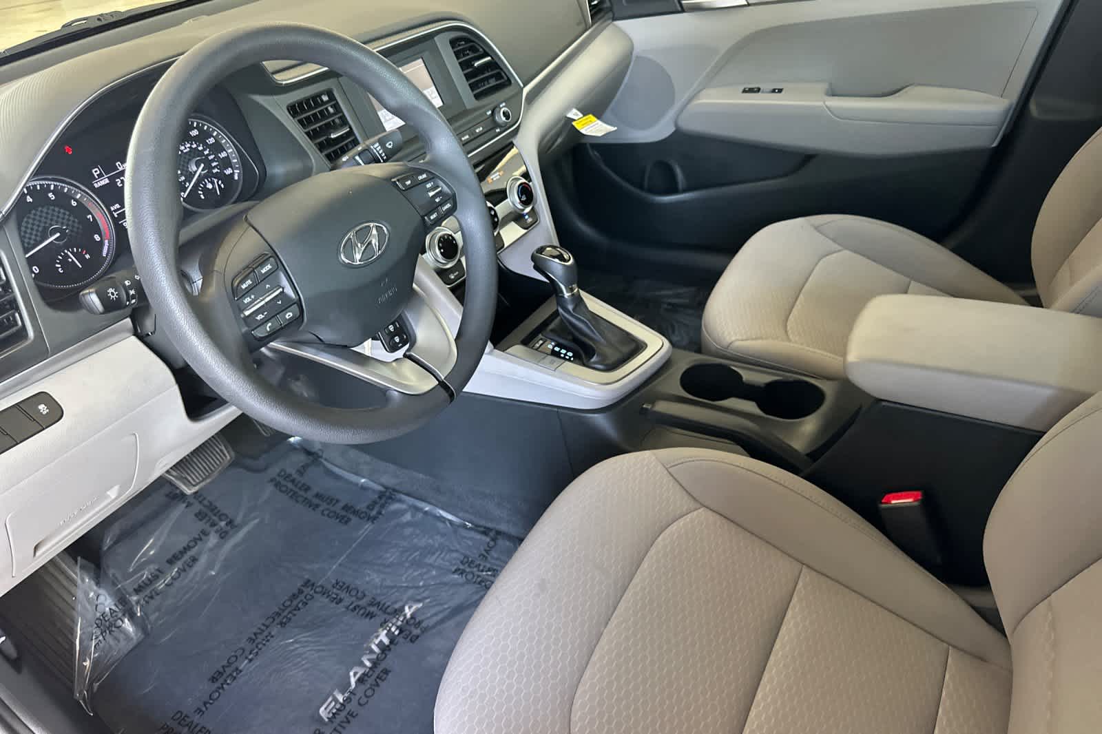 Thumbnail: 2019 Hyundai Elantra - 11