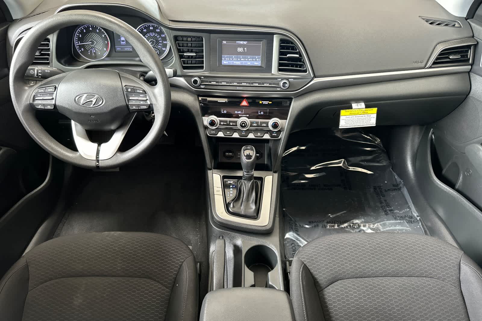 Thumbnail: 2020 Hyundai Elantra - 3