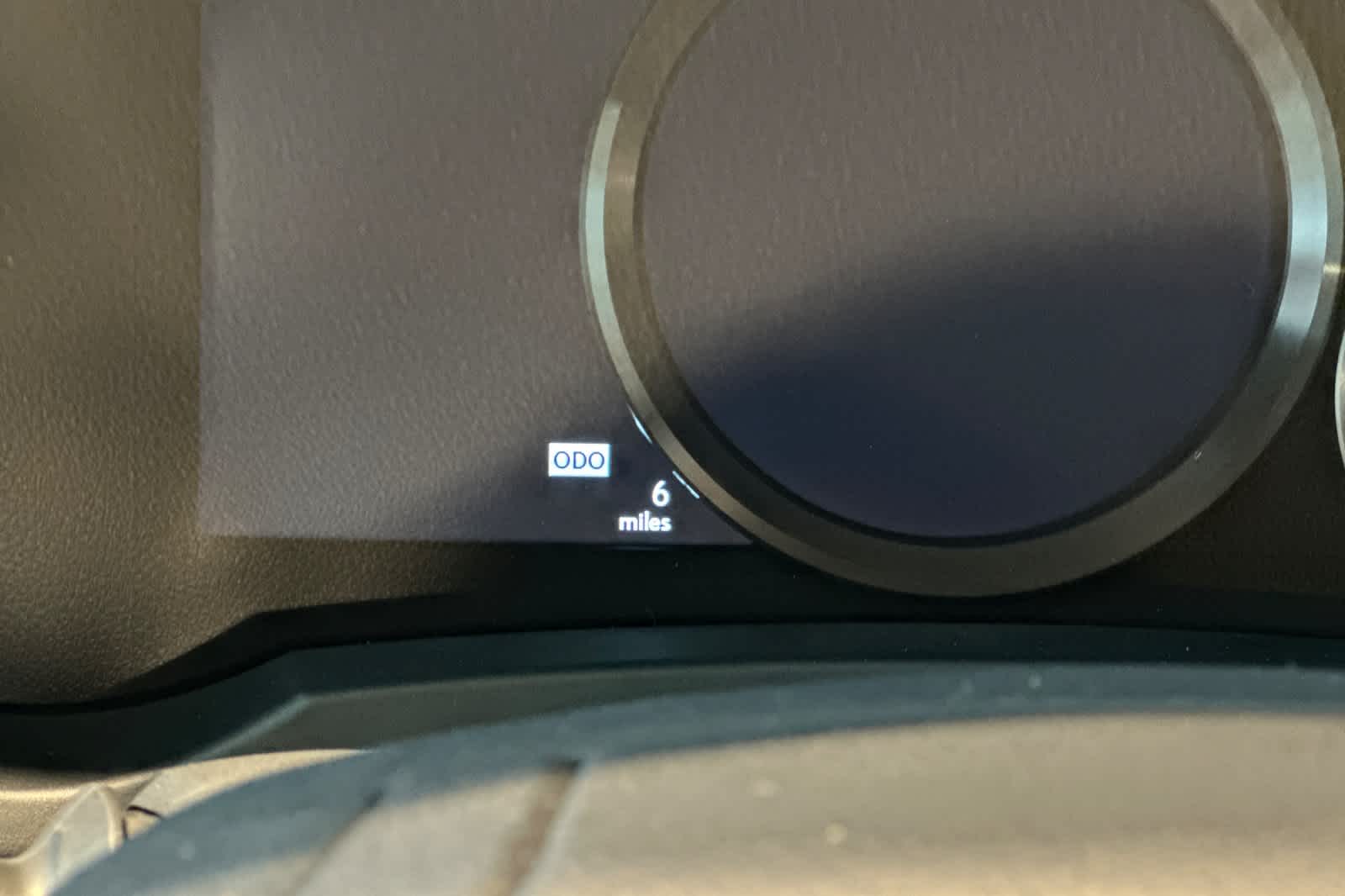 Thumbnail: 2025 Lexus RC - 25