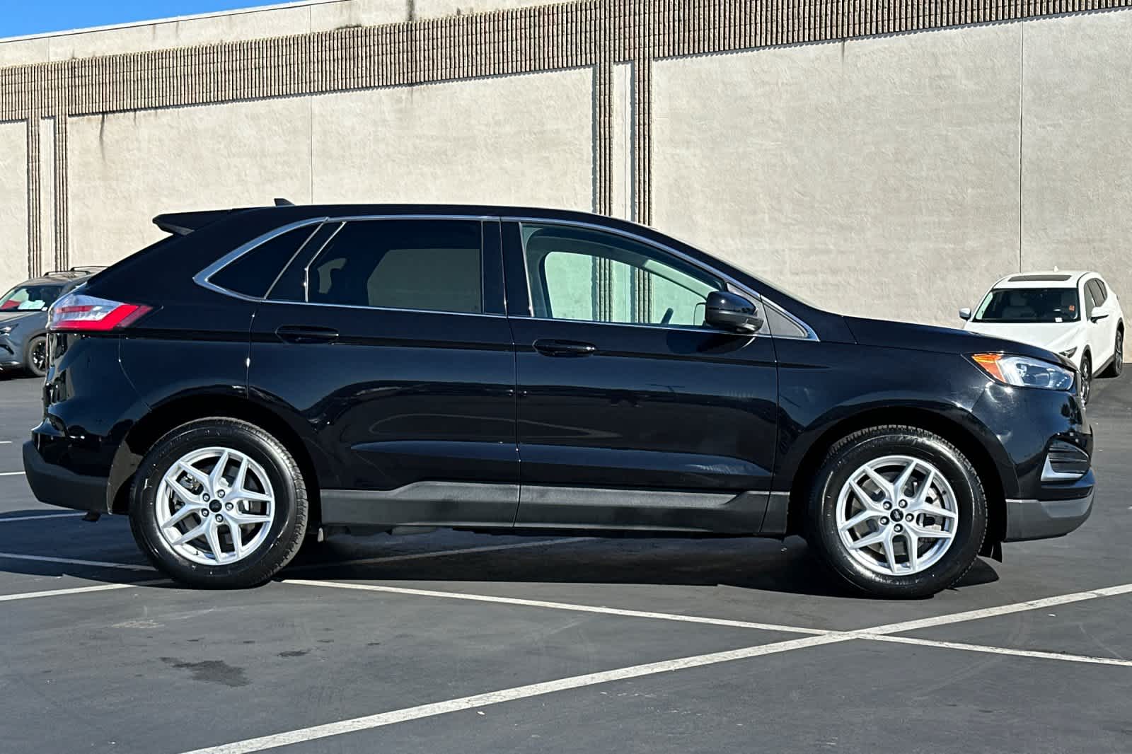 Thumbnail: 2024 Ford Edge - 6