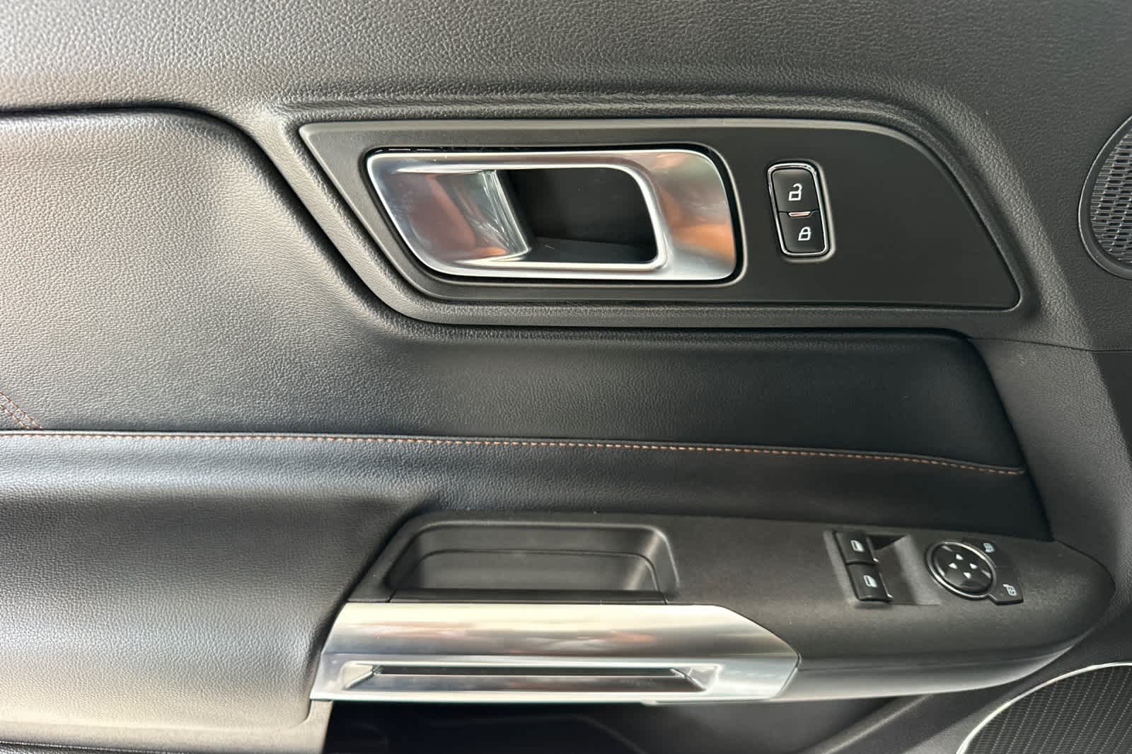 Thumbnail: 2022 Ford Mustang - 11