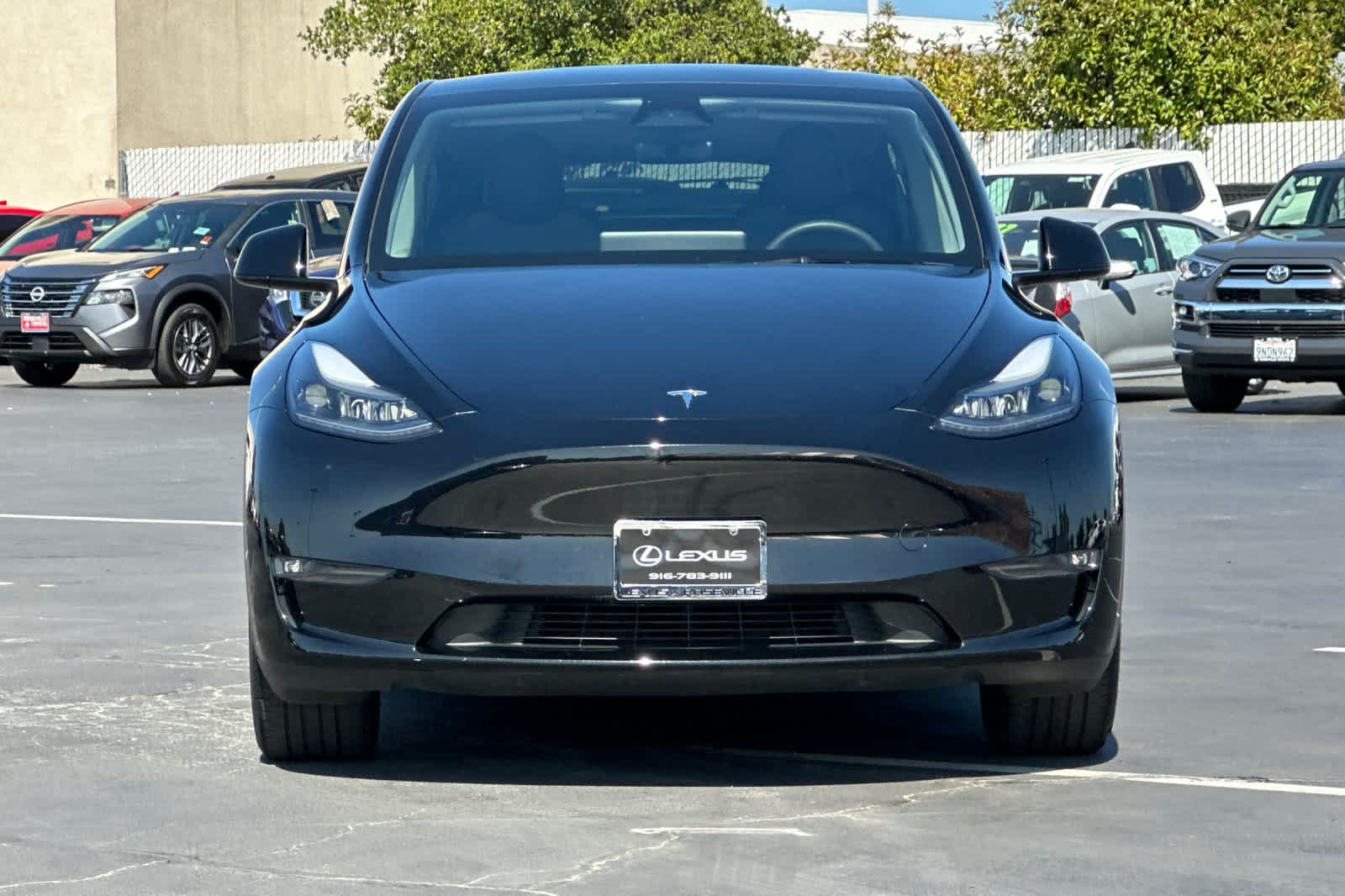 2023 Tesla Model Y  10